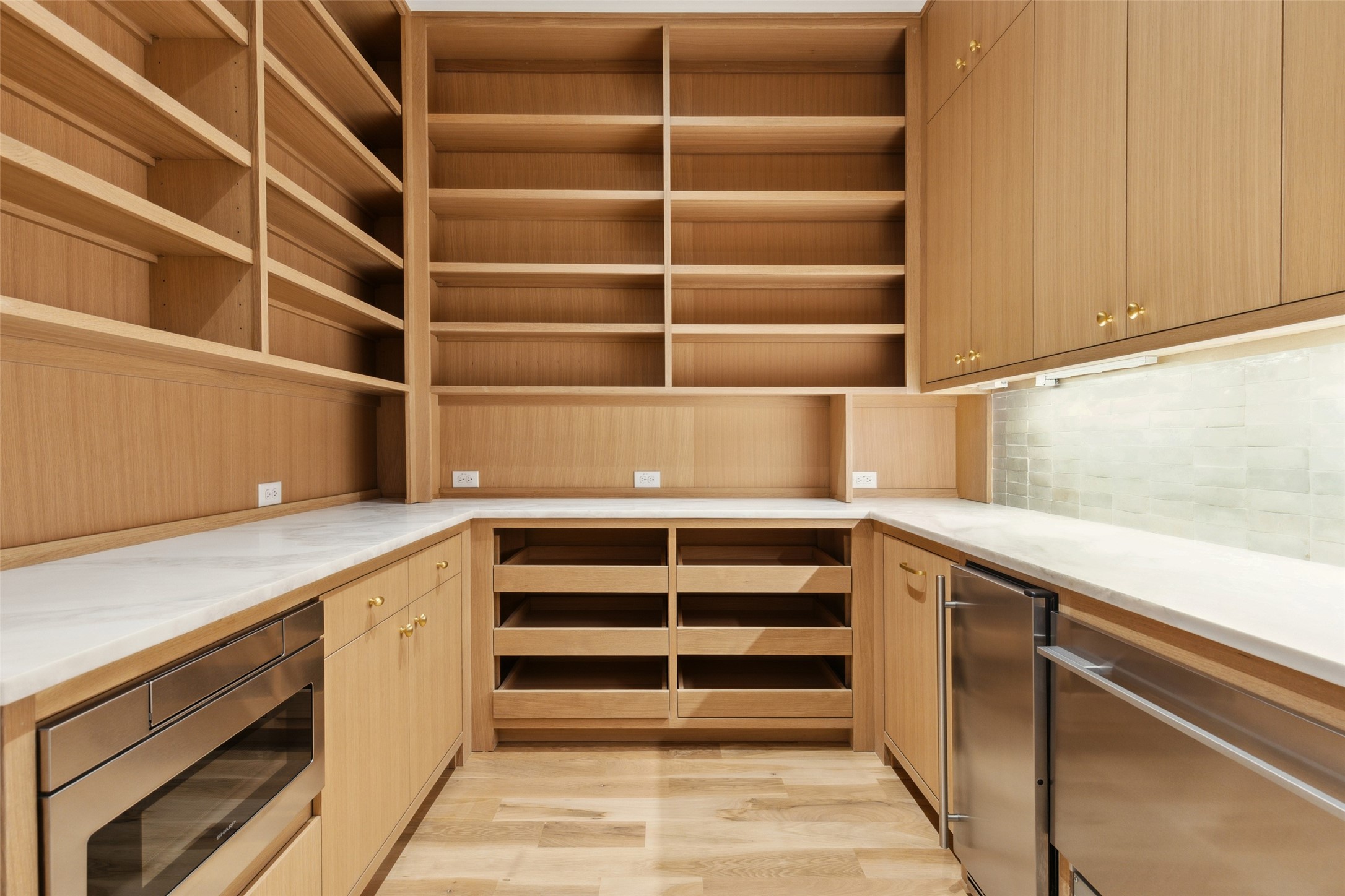 7114 Pasadena Avenue