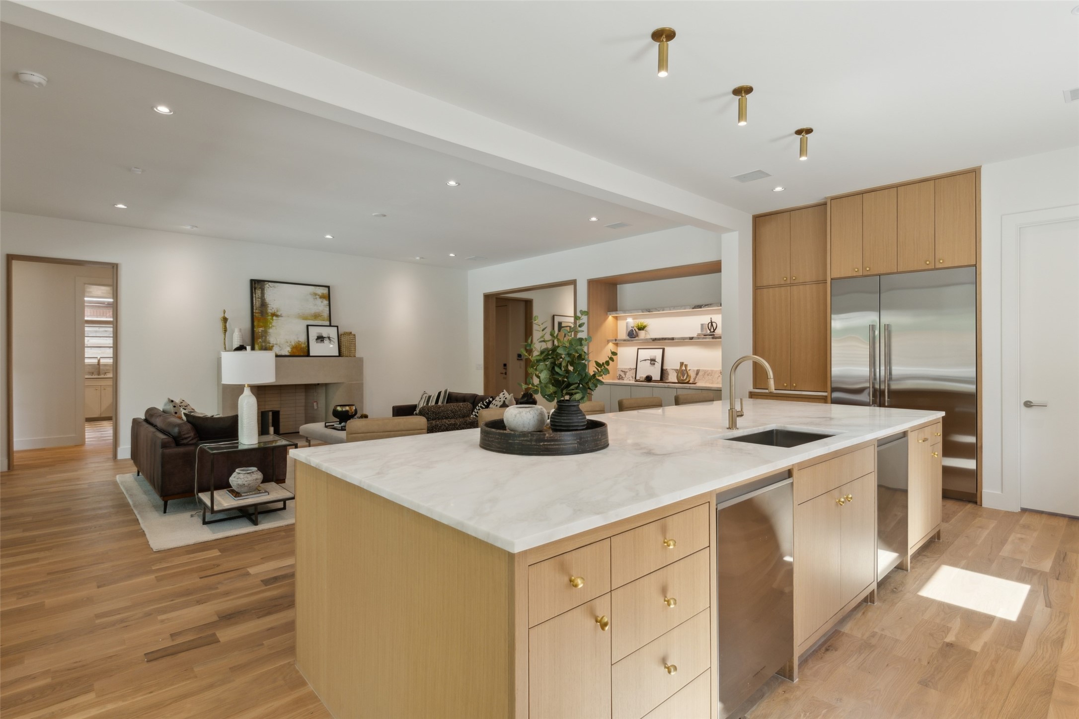 7114 Pasadena Avenue