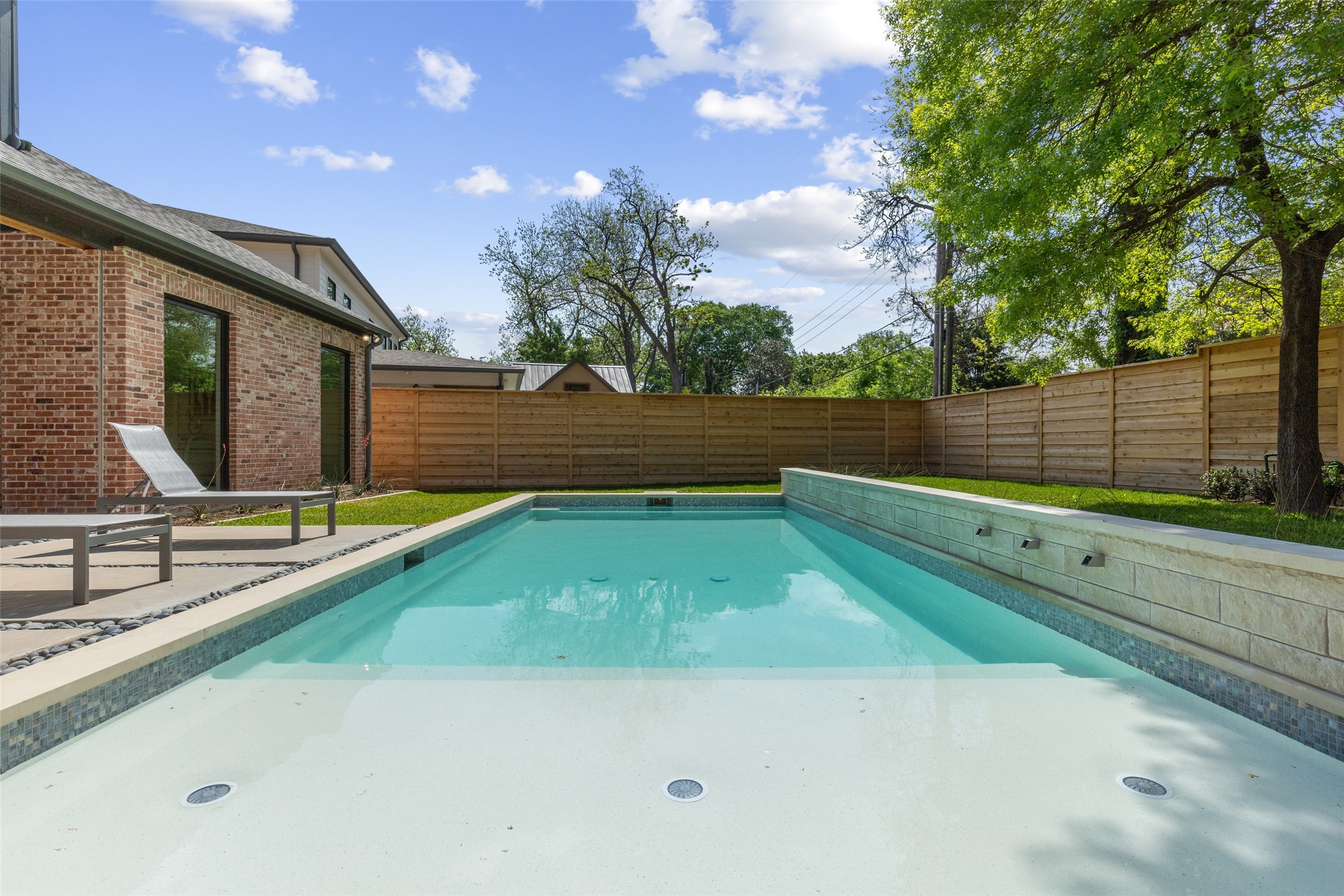 7114 Pasadena Avenue