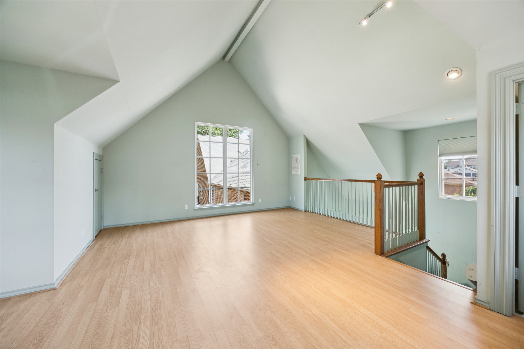 6516 Ellsworth Avenue