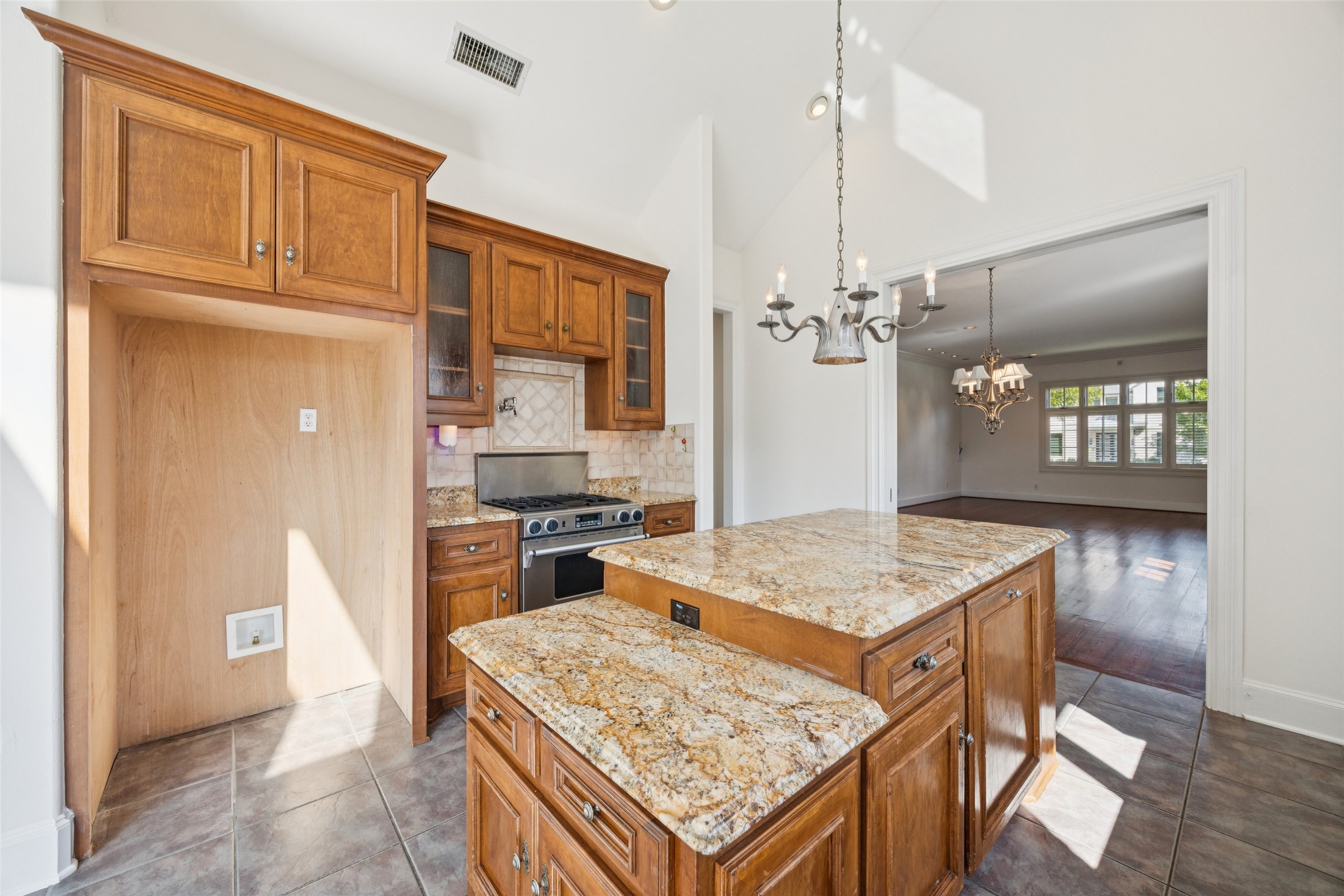 6516 Ellsworth Avenue