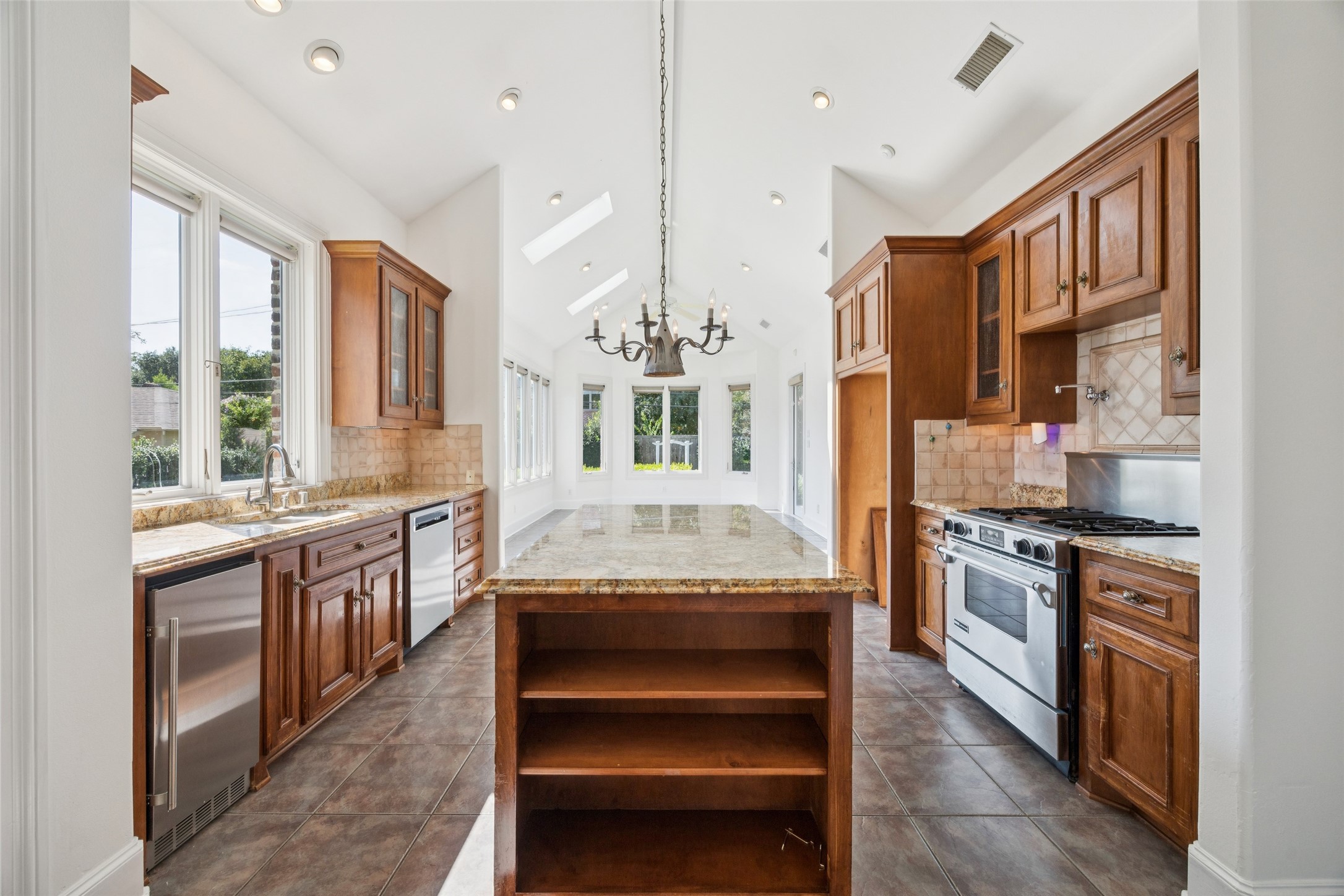 6516 Ellsworth Avenue