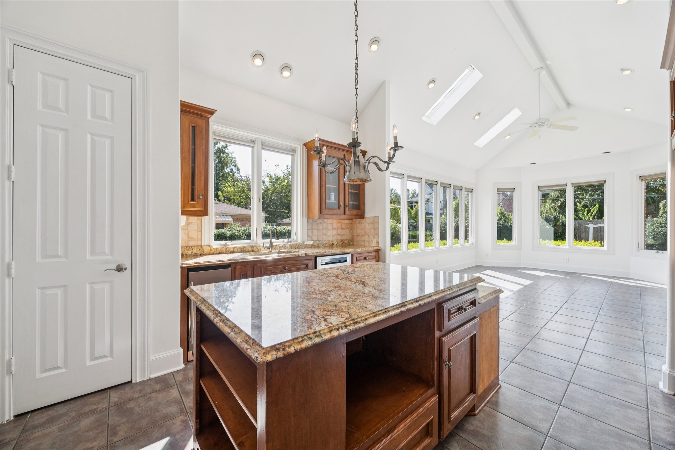 6516 Ellsworth Avenue