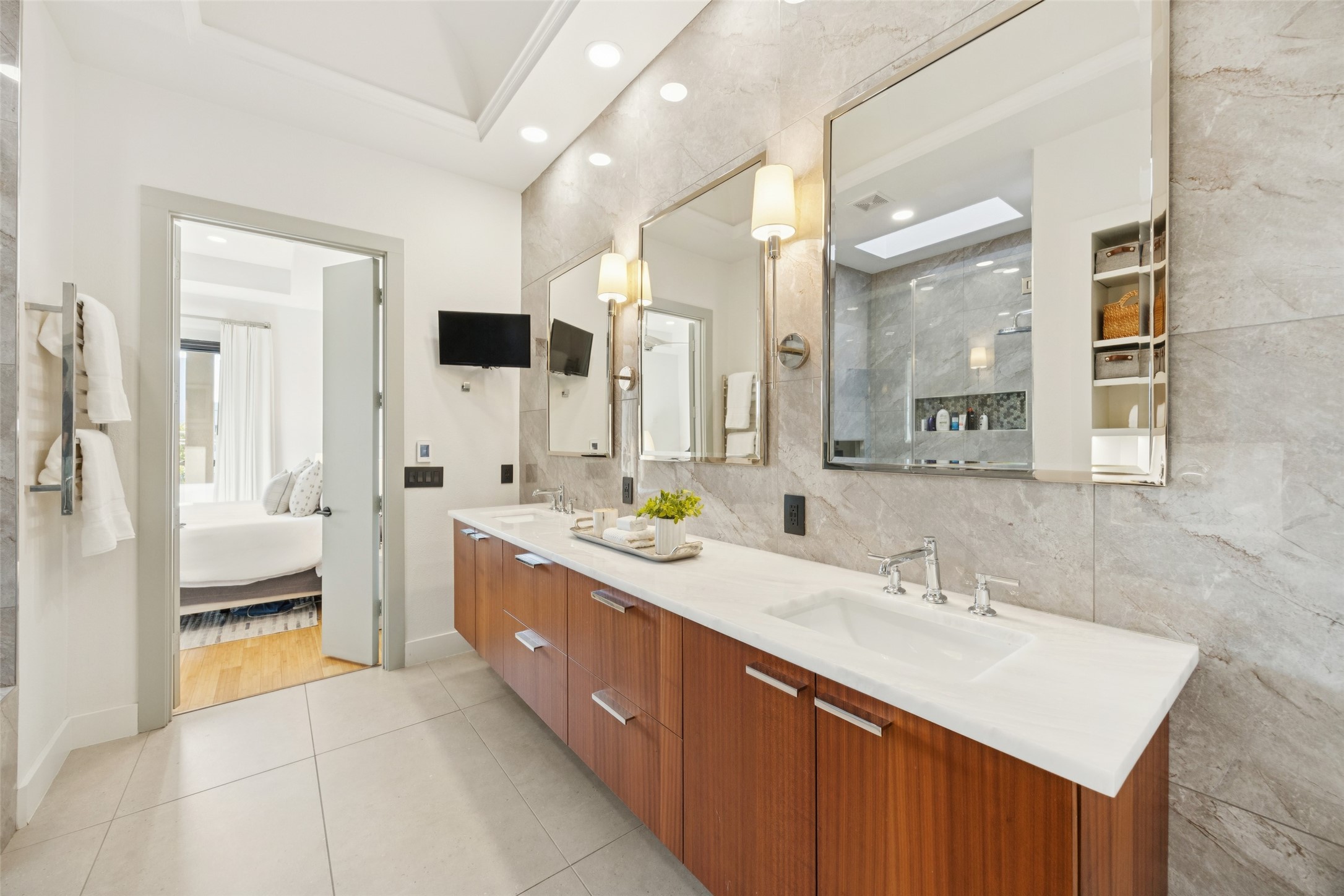 3637 Oak Lawn Avenue