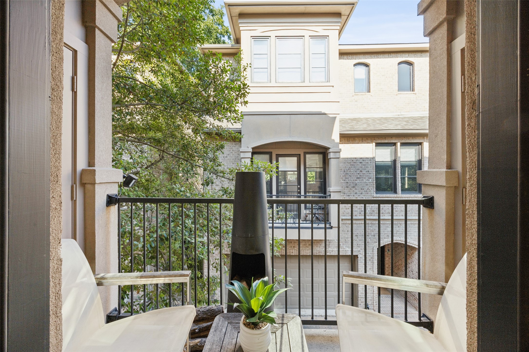 3637 Oak Lawn Avenue