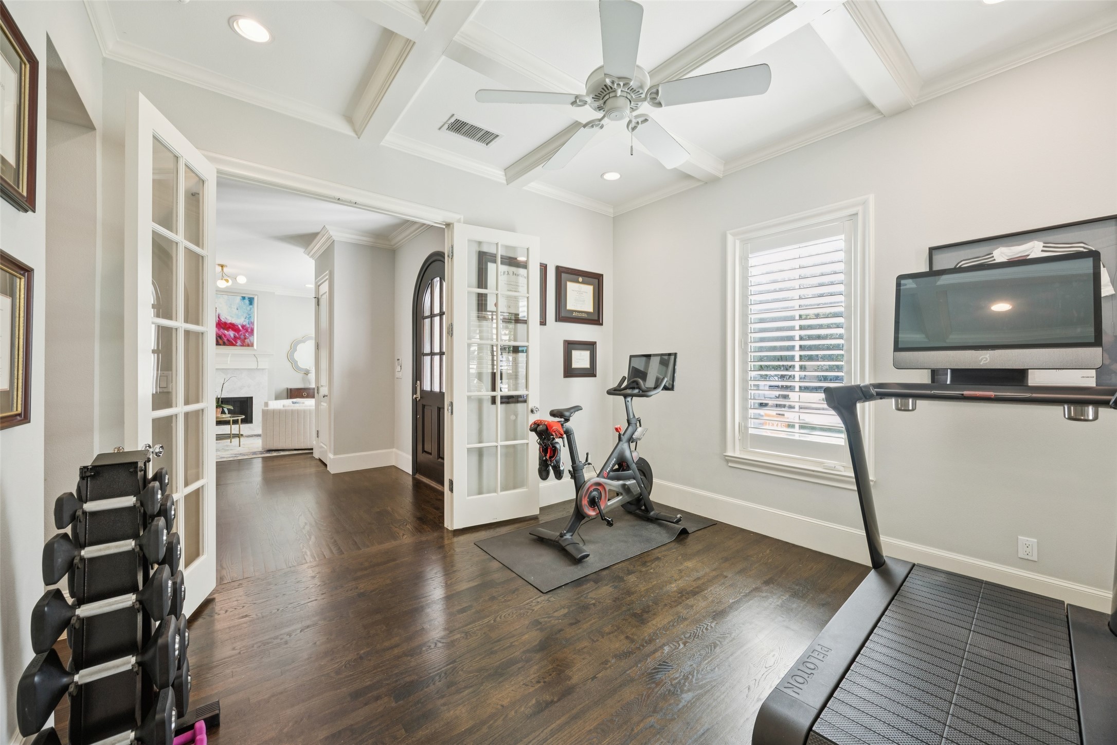 6435 Glenrose Court