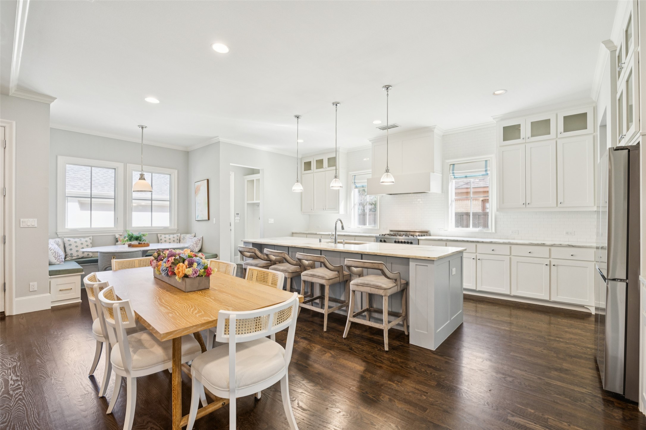 6435 Glenrose Court