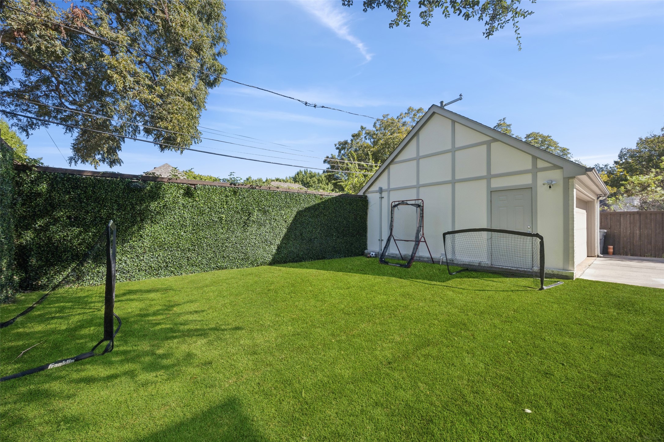 6435 Glenrose Court