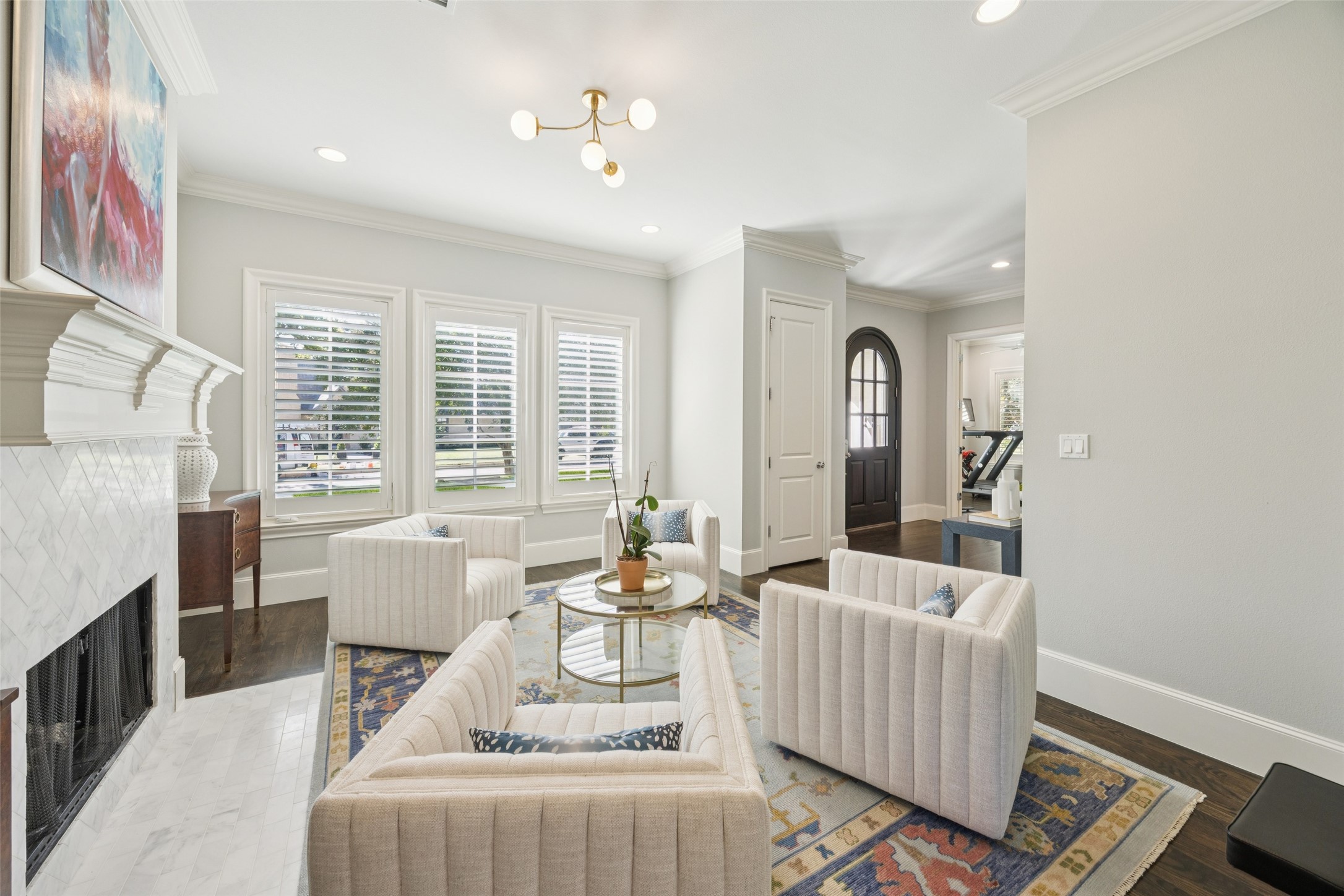 6435 Glenrose Court