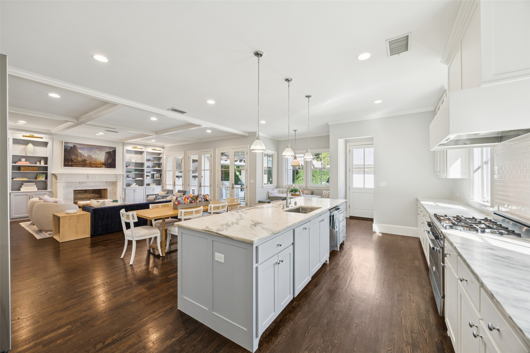 6435 Glenrose Court