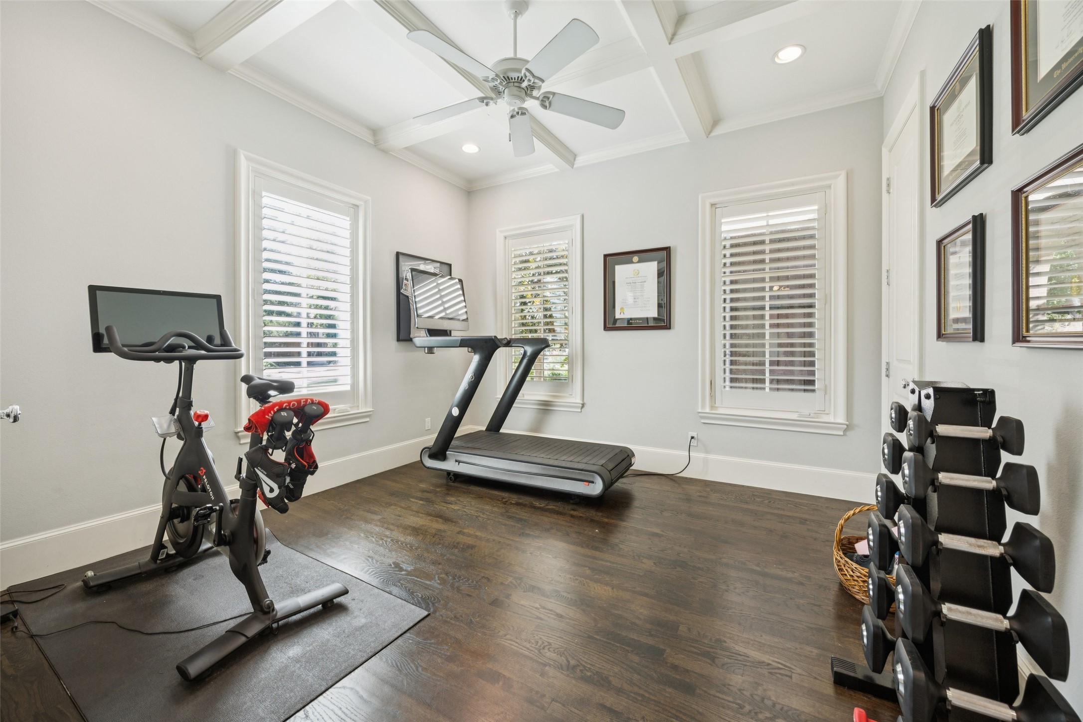 6435 Glenrose Court