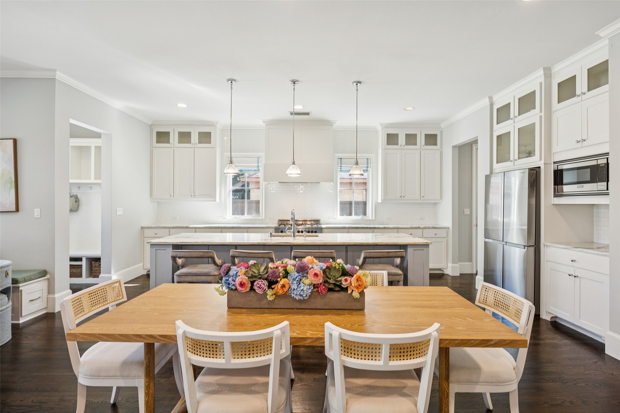 6435 Glenrose Court