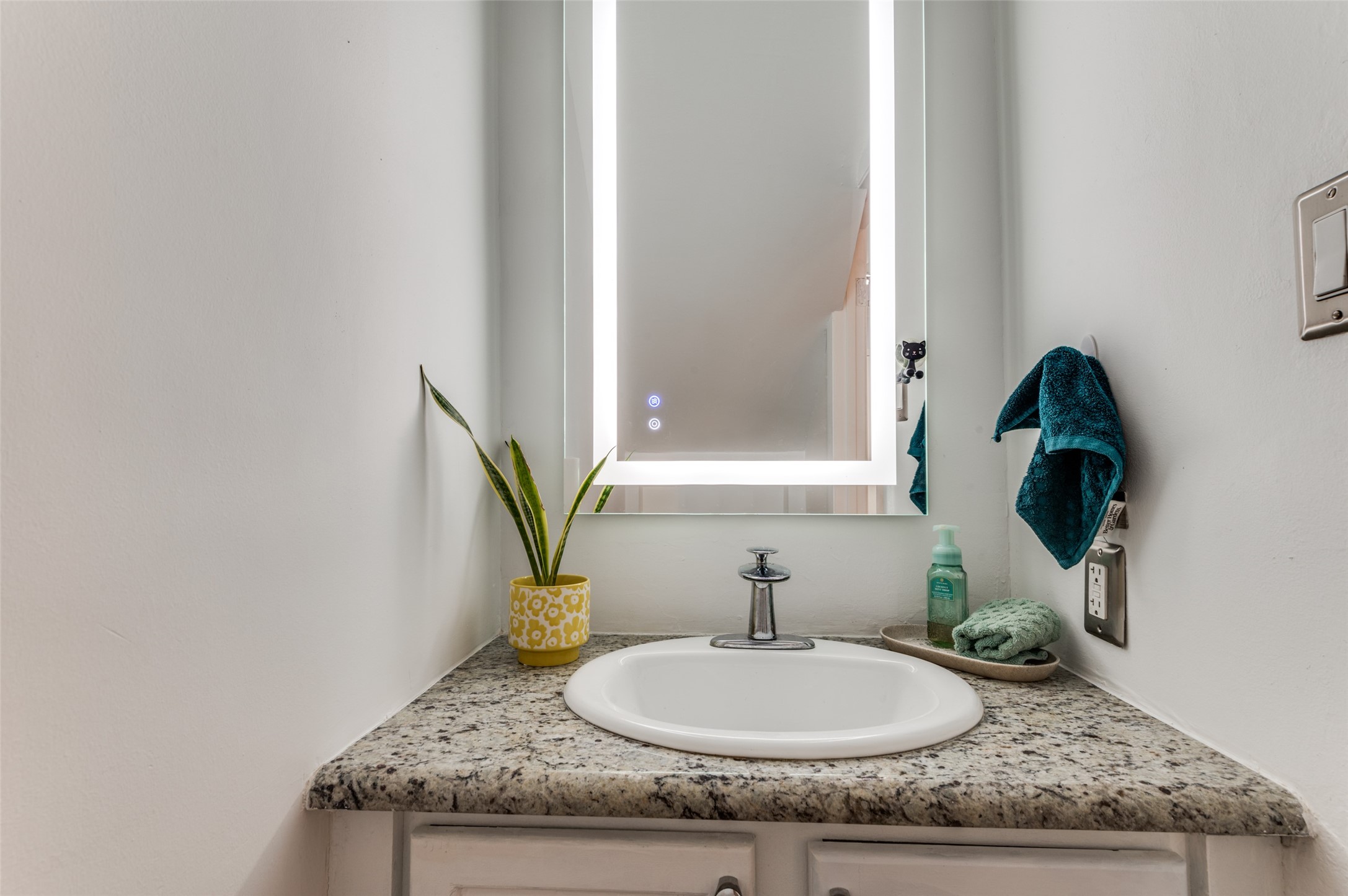 2816 Wycliff Avenue A