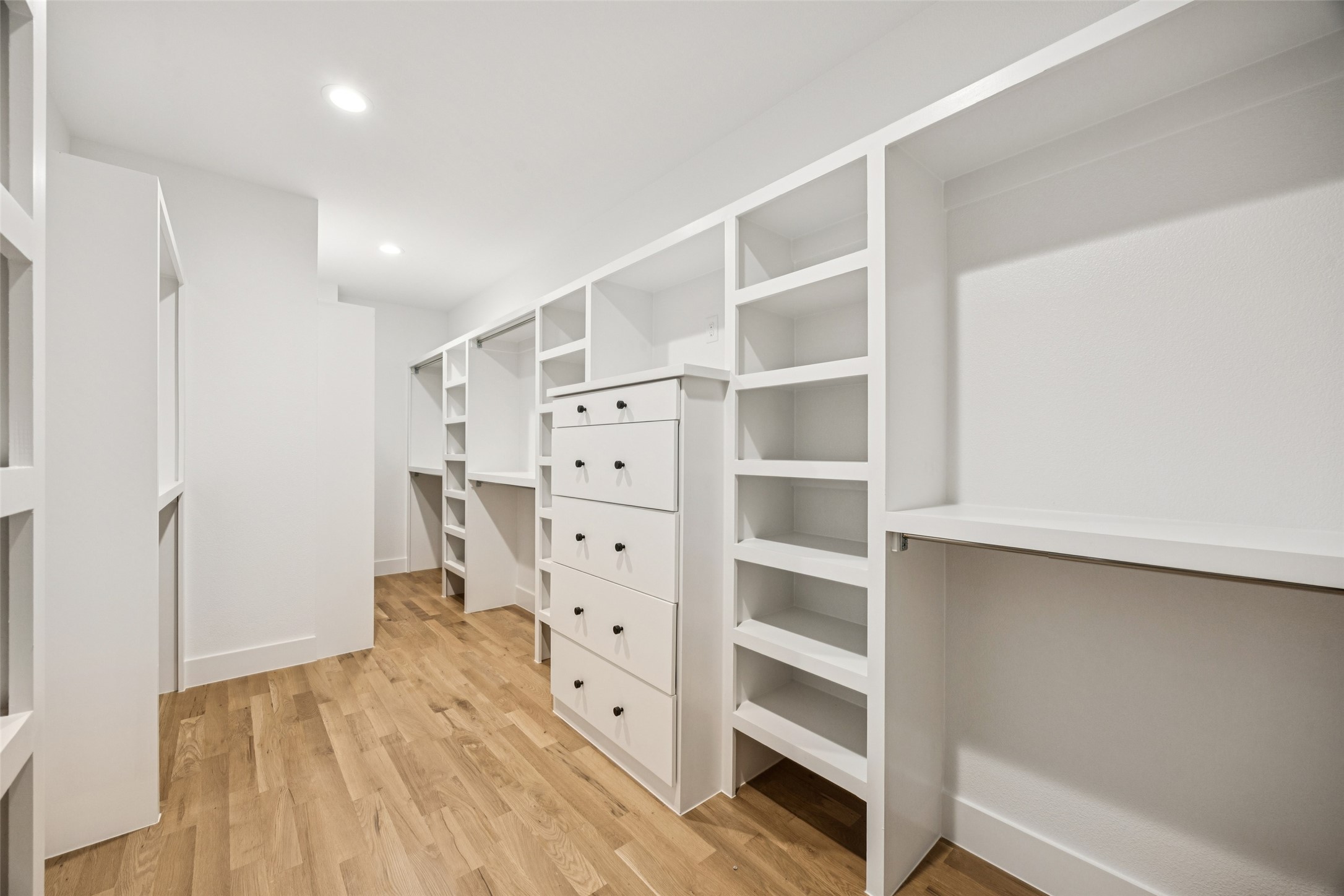 5600 Ellsworth Avenue