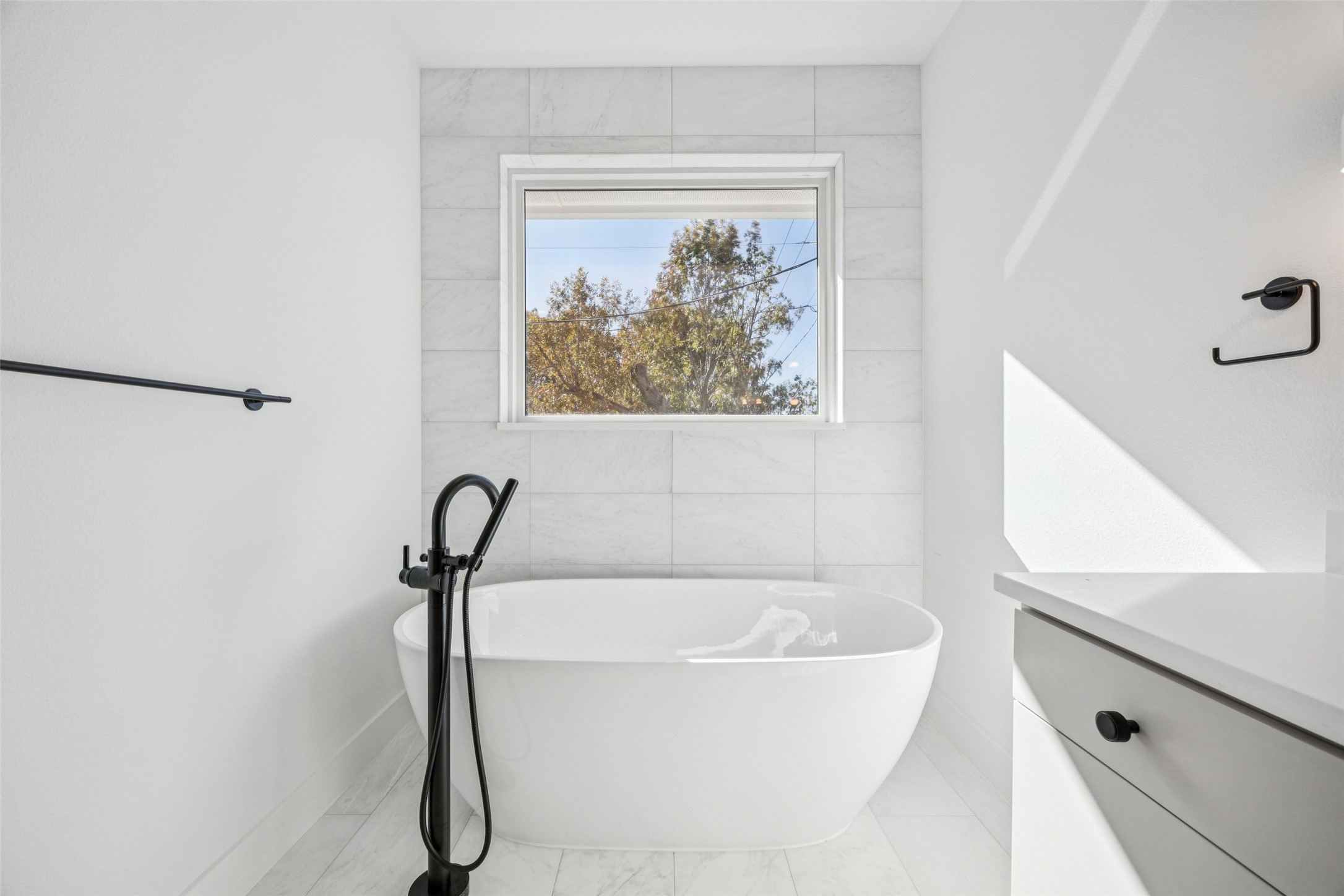 5600 Ellsworth Avenue