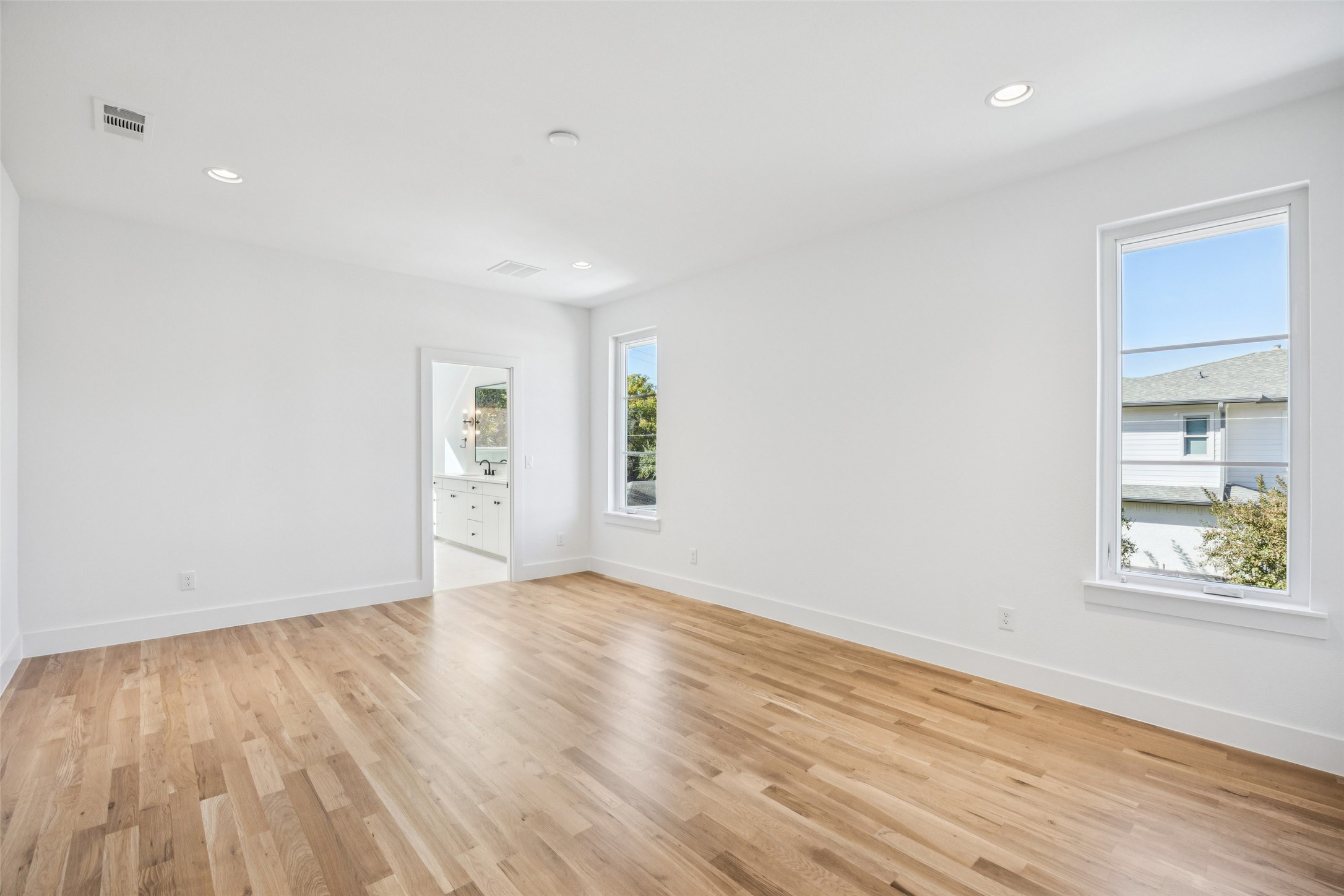 5600 Ellsworth Avenue