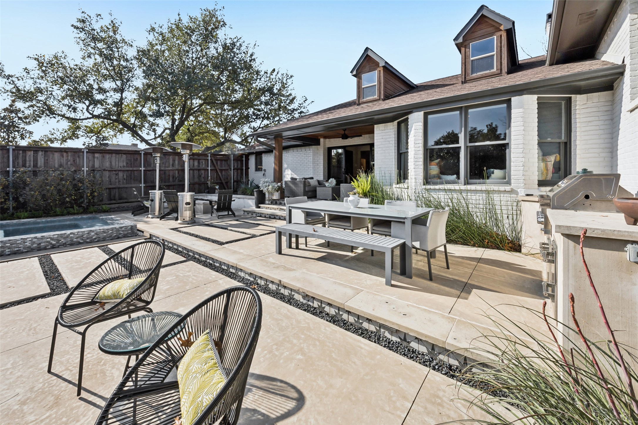 6547 Mercedes Avenue