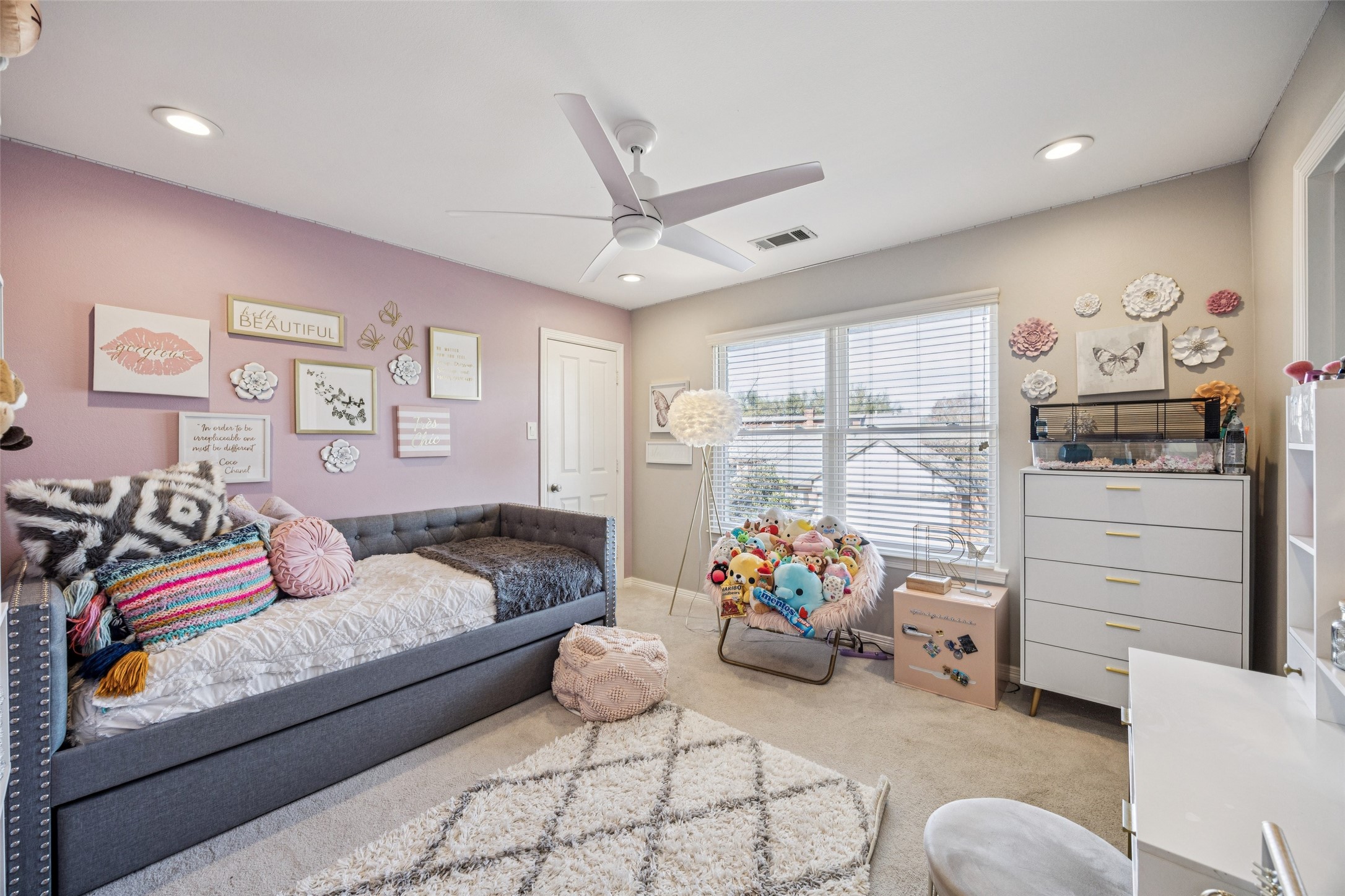 6547 Mercedes Avenue