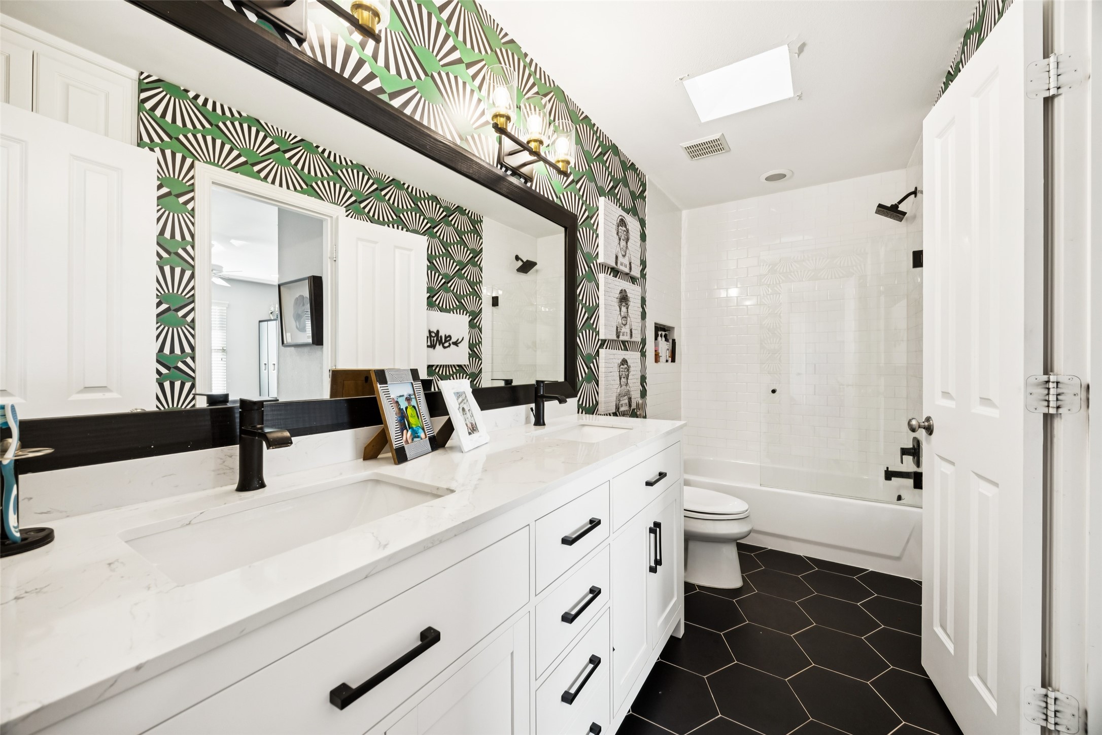 6547 Mercedes Avenue