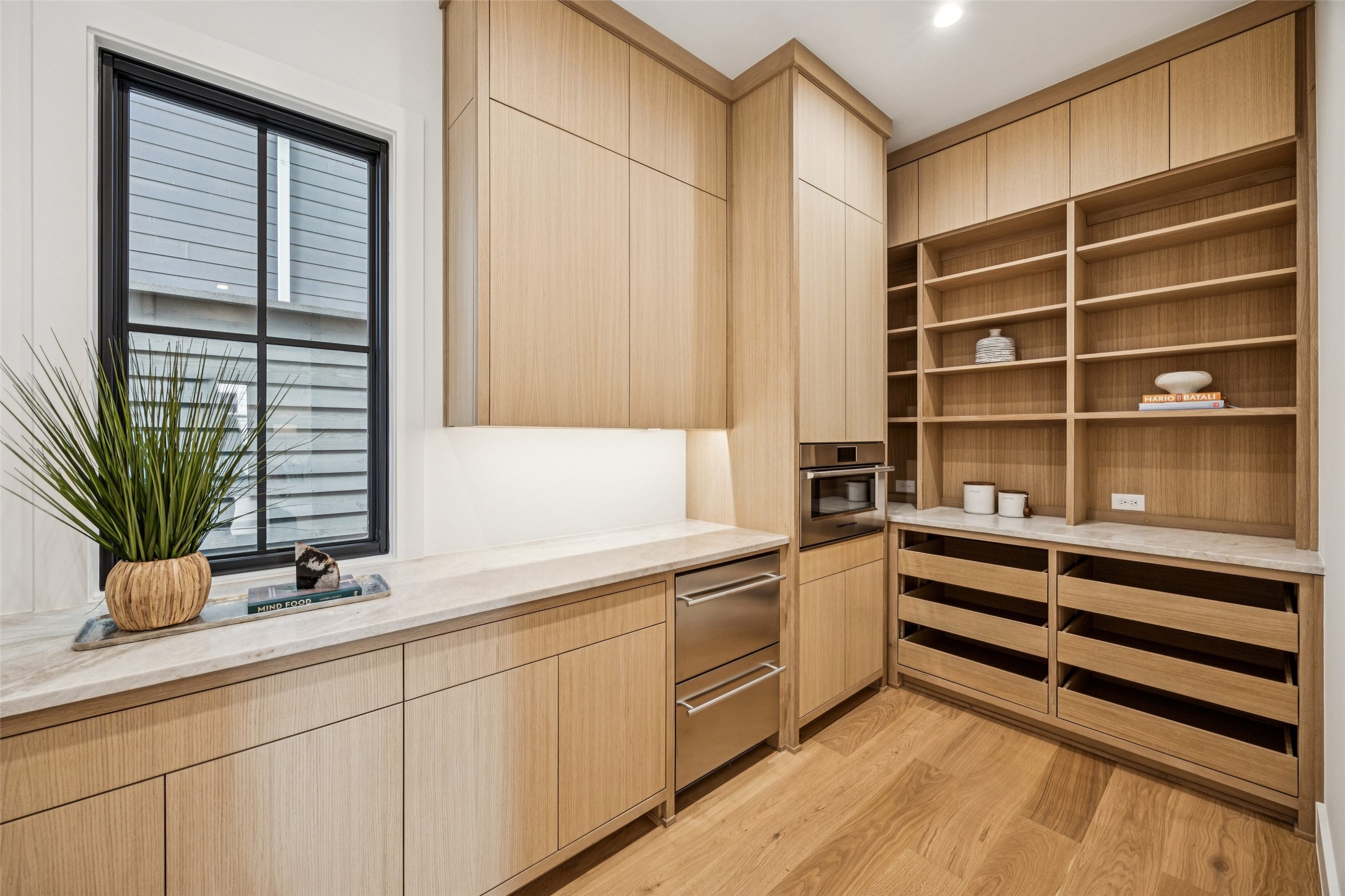 6833 Northridge Drive