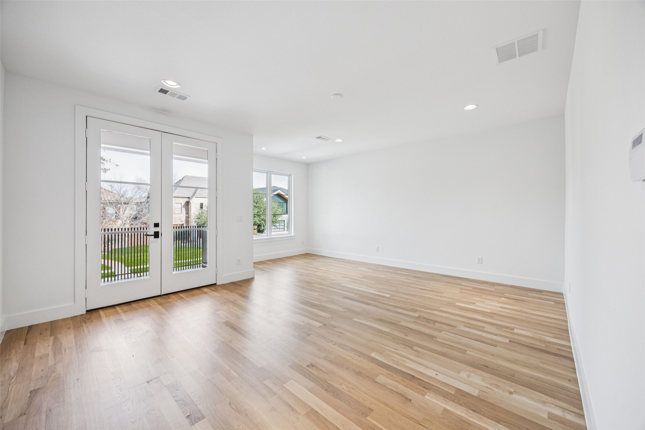 5602 Ellsworth Avenue