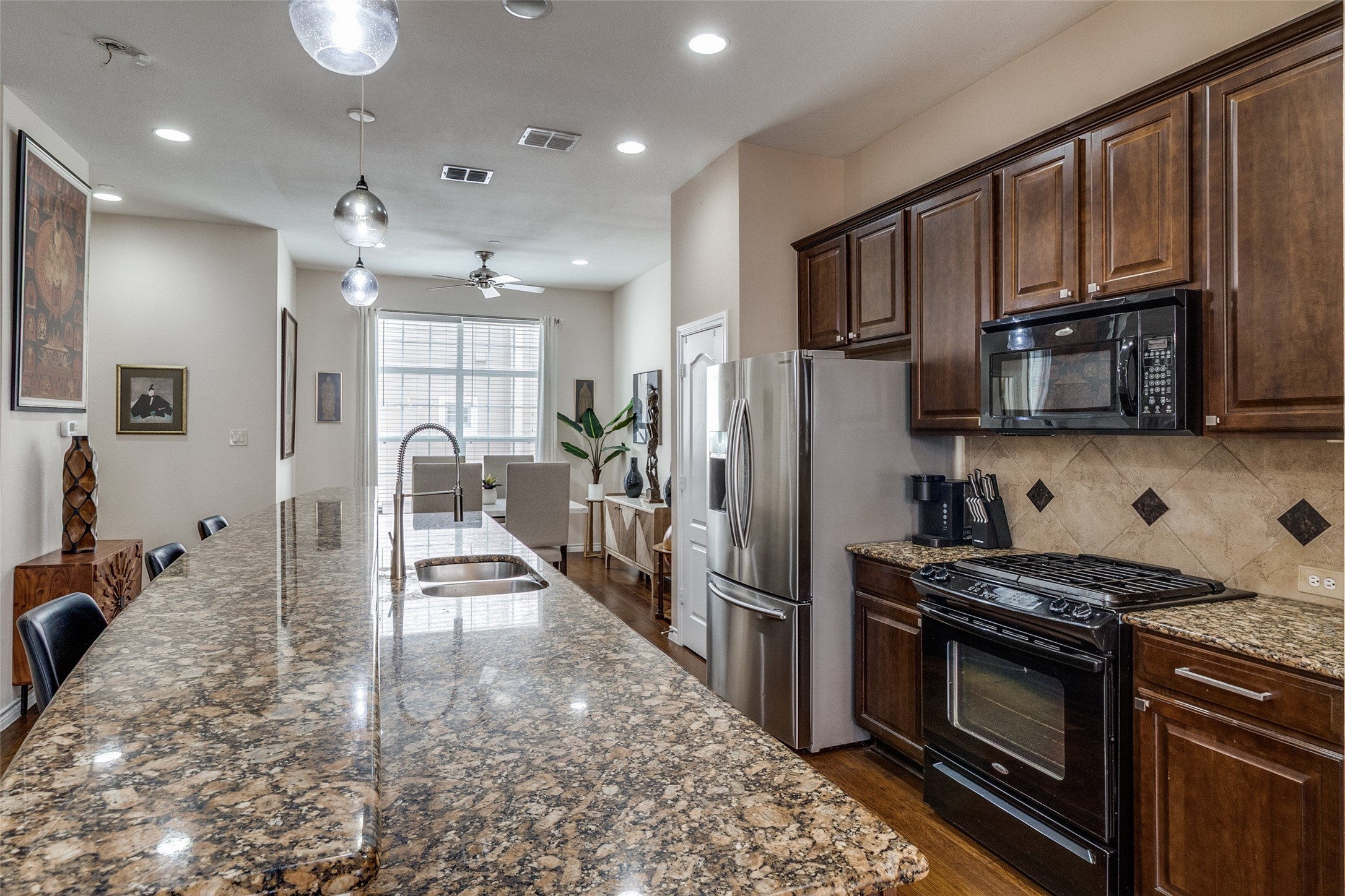 15826 Breedlove Place 143