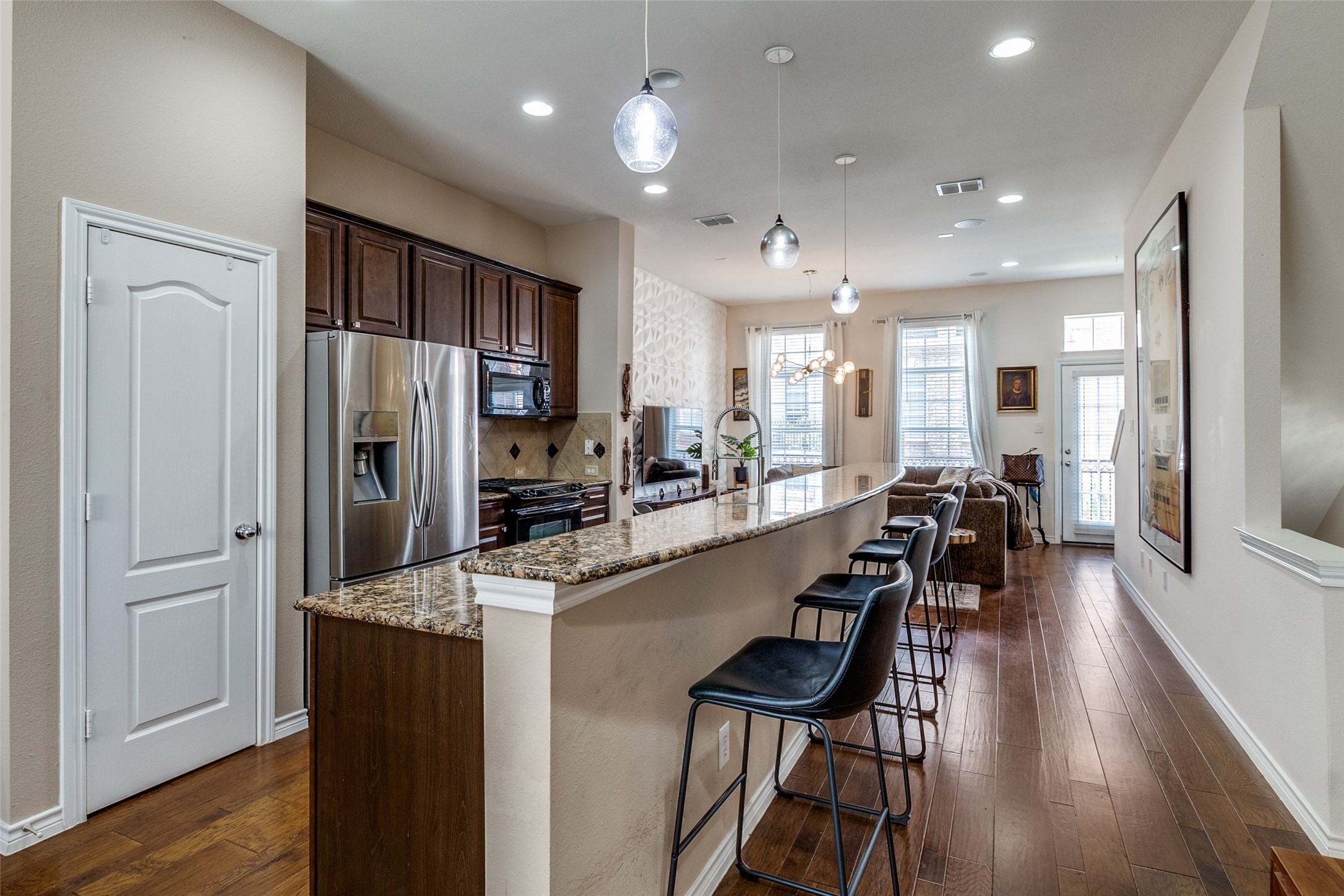 15826 Breedlove Place 143