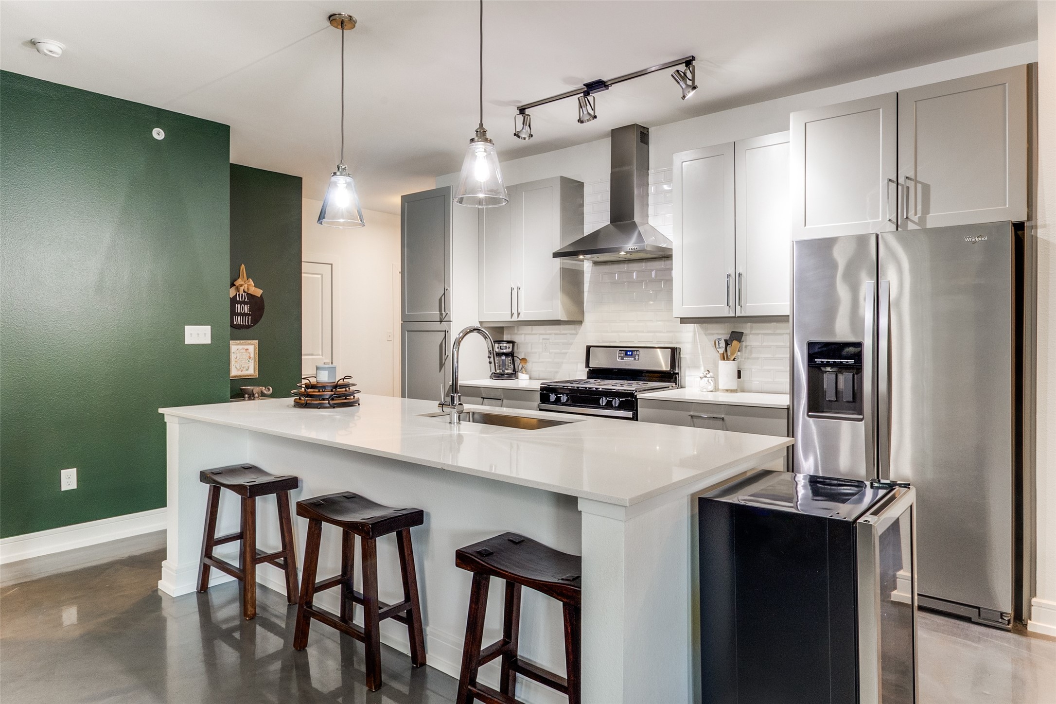 5710 Mccommas Boulevard 103