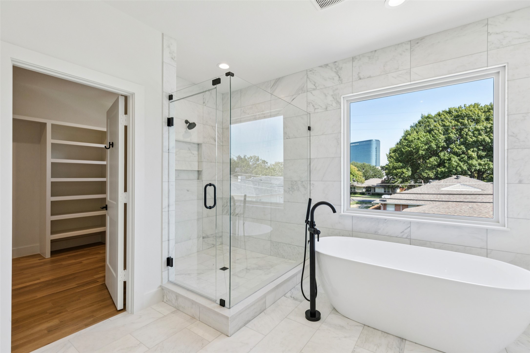 5463 Ellsworth Avenue