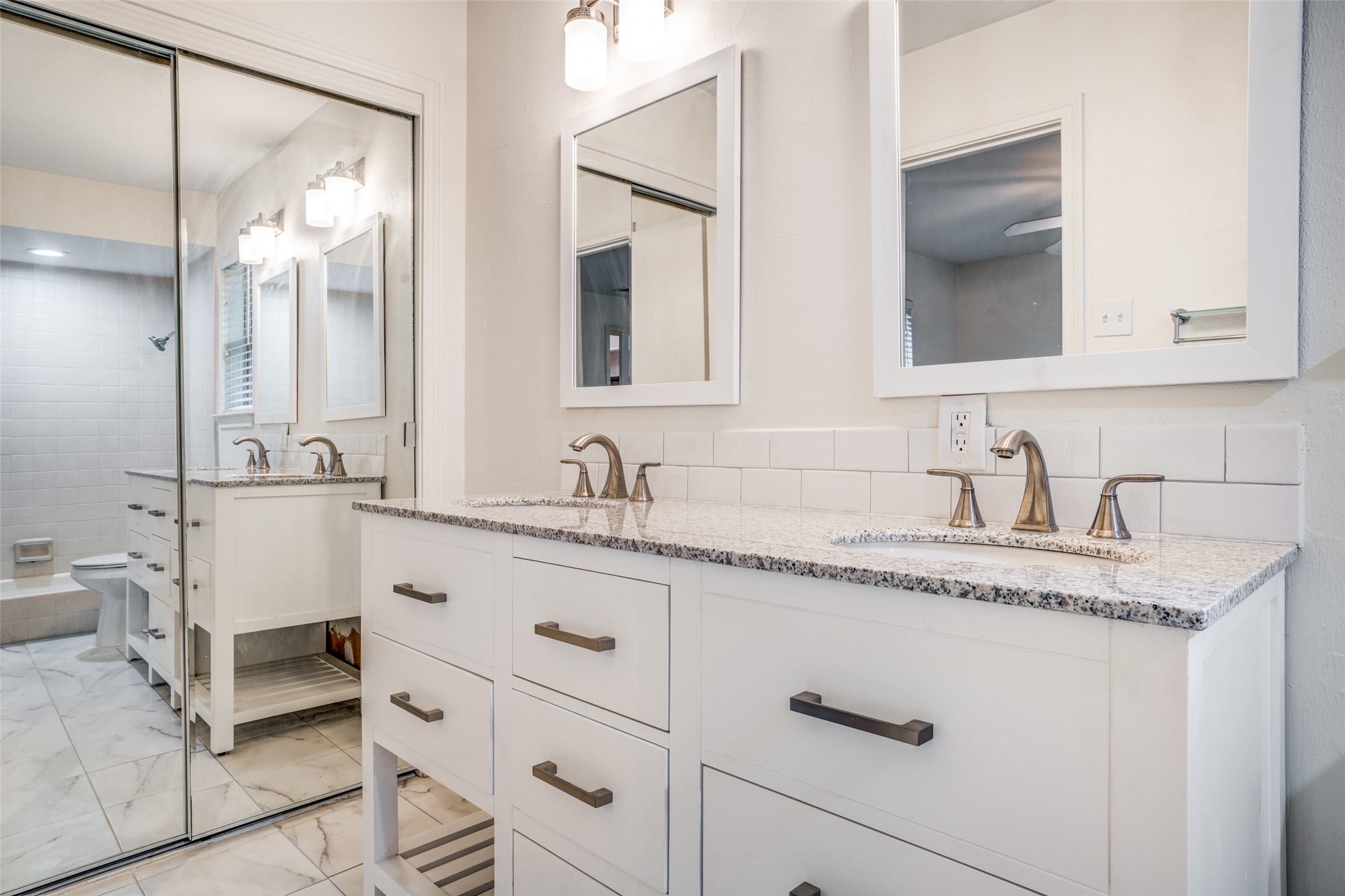 7507 Meadow Oaks Drive