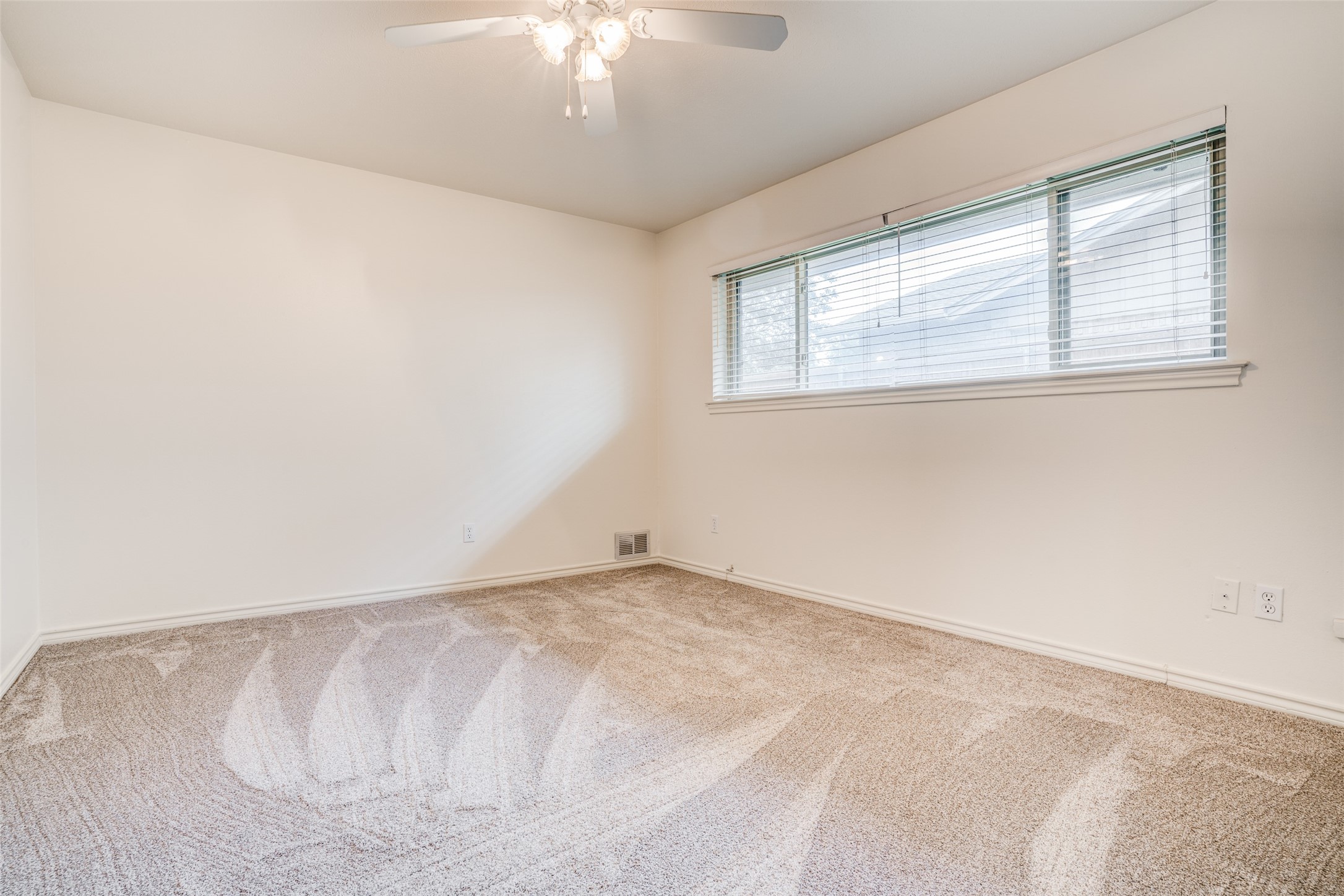 7507 Meadow Oaks Drive