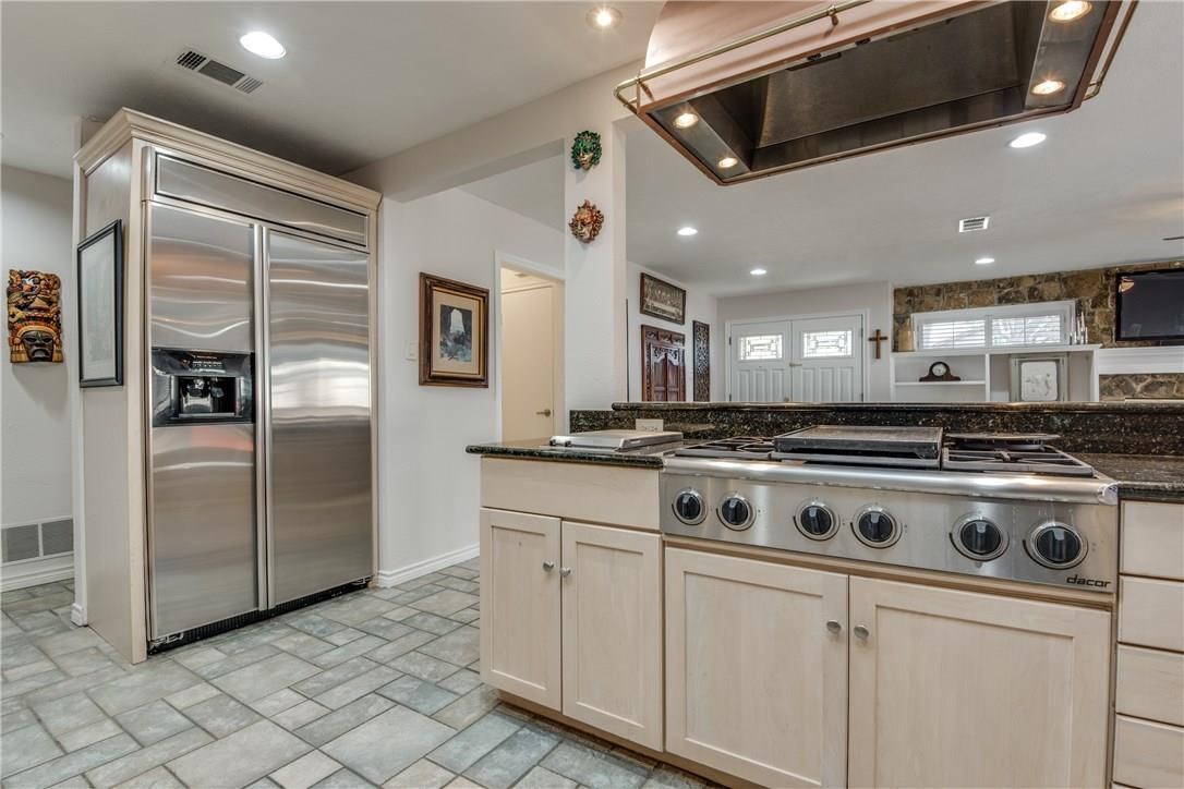 10404 Boedeker Street