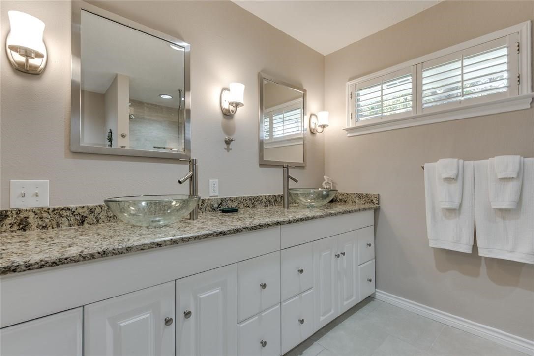 10404 Boedeker Street