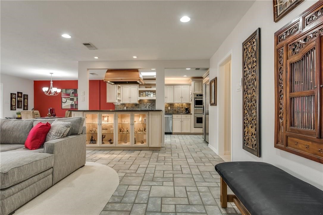 10404 Boedeker Street