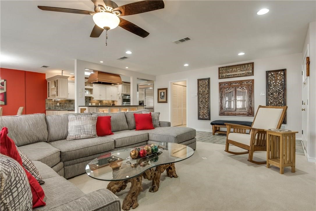 10404 Boedeker Street