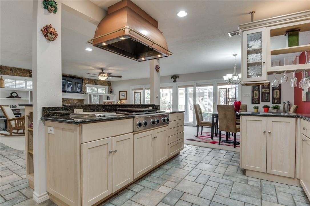 10404 Boedeker Street