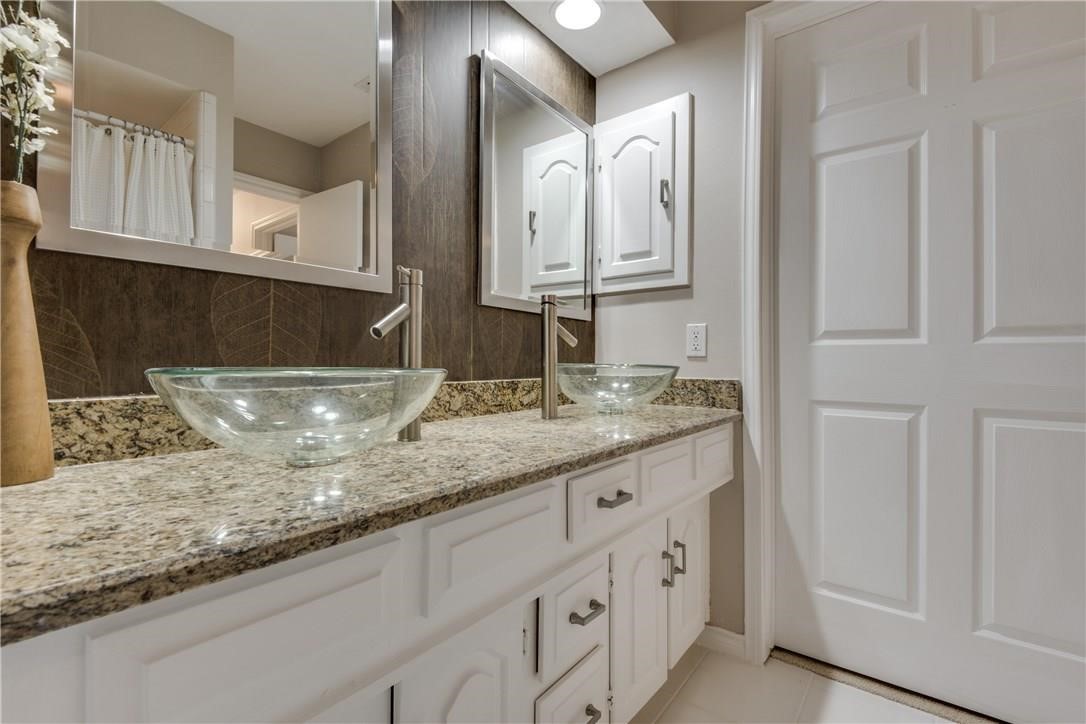 10404 Boedeker Street