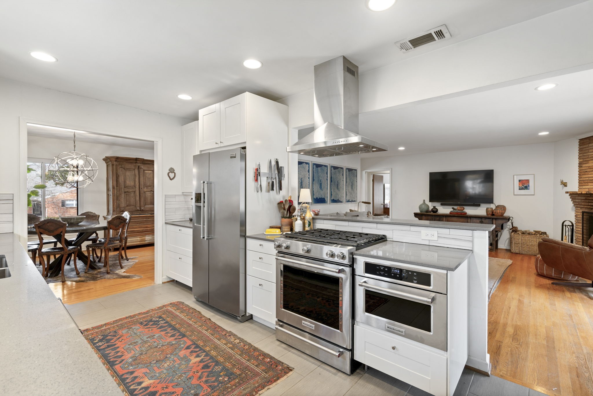 7036 Freemont Street