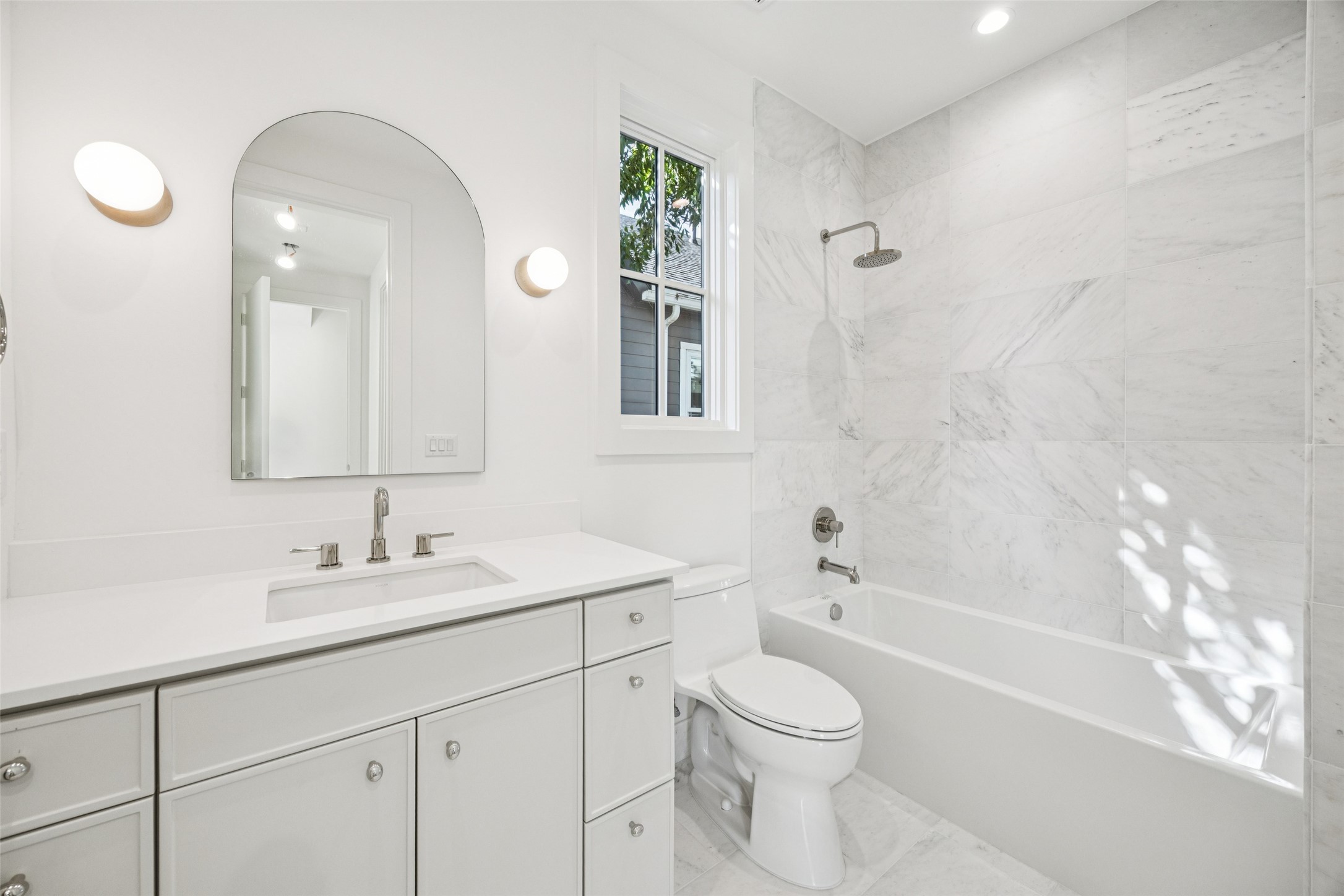 6833 Northridge Drive