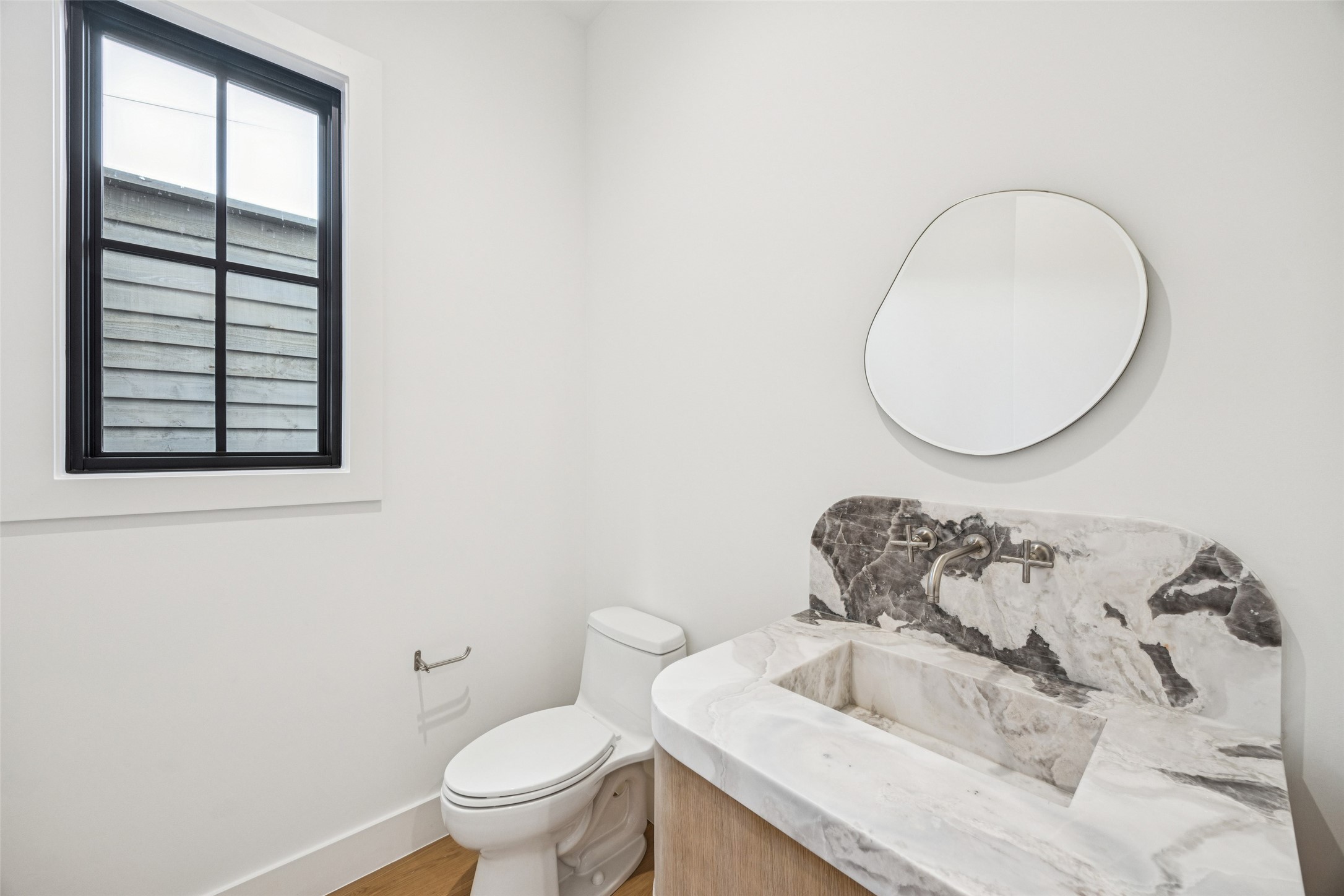 6833 Northridge Drive