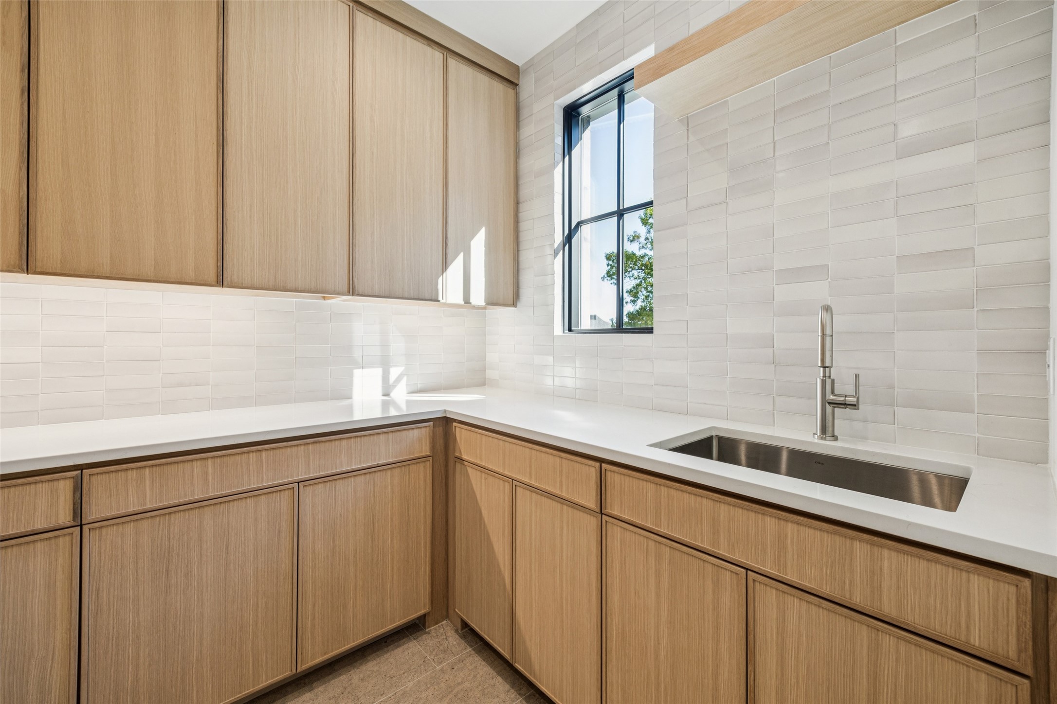 6833 Northridge Drive