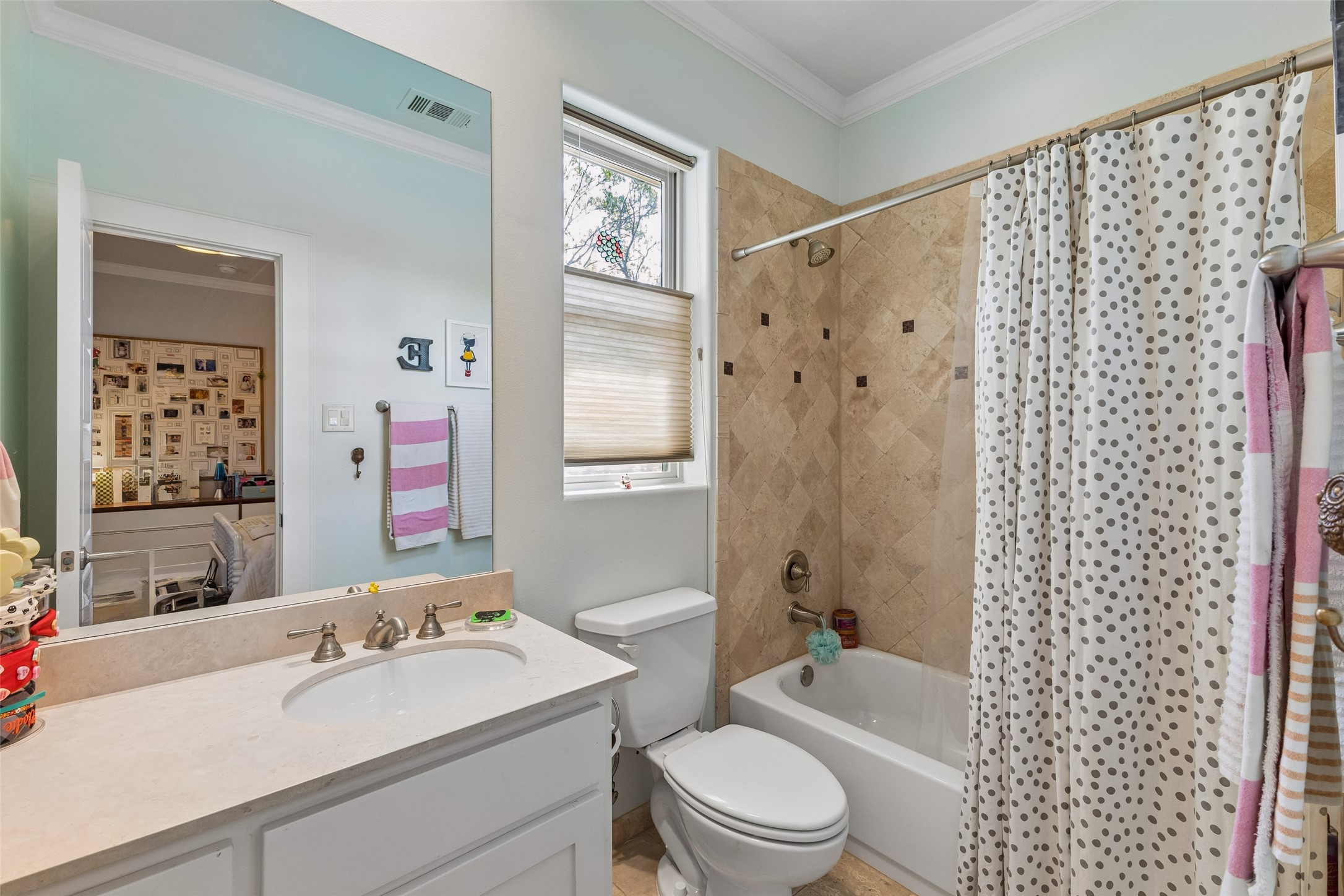 6714 Ellsworth Avenue