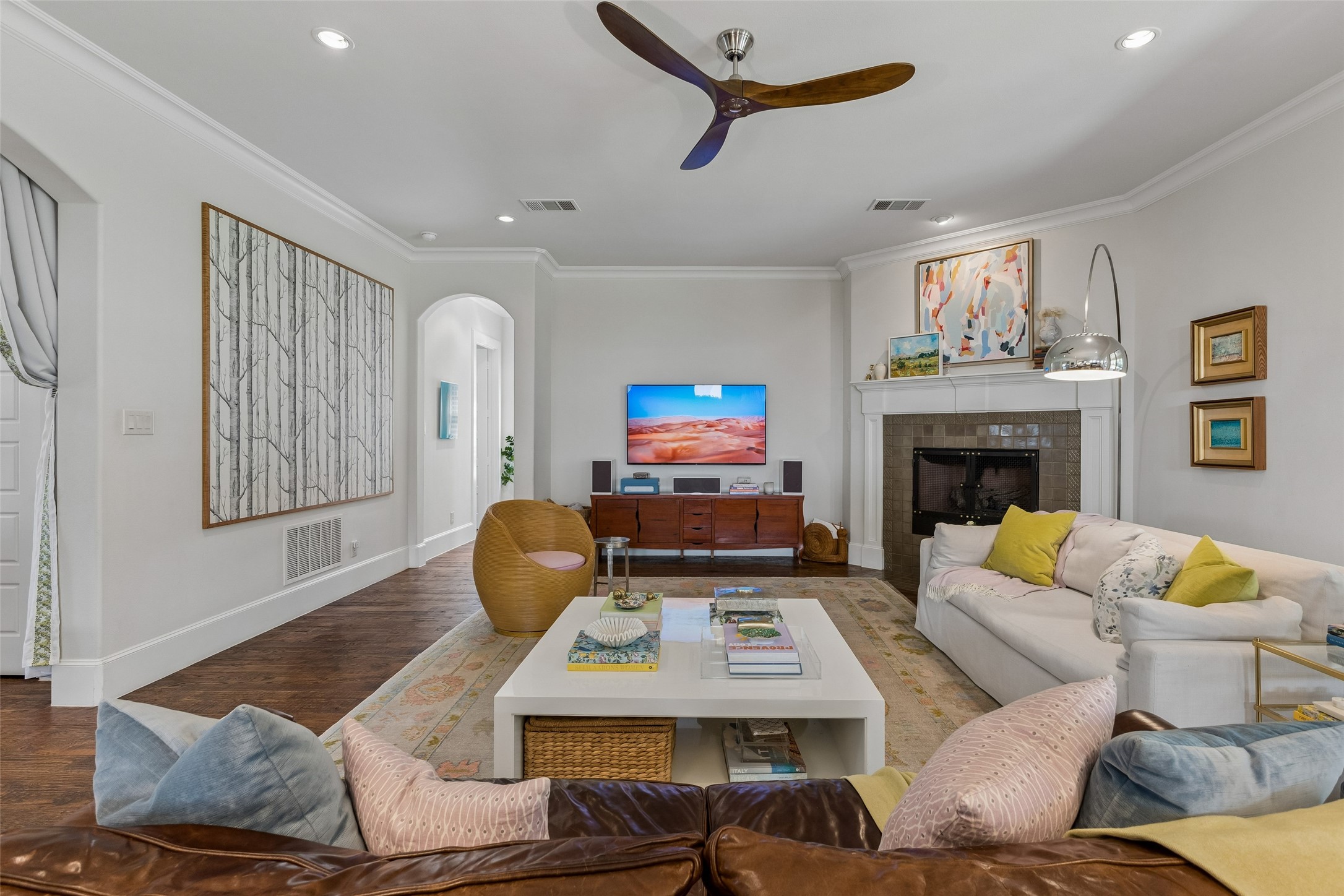 6714 Ellsworth Avenue