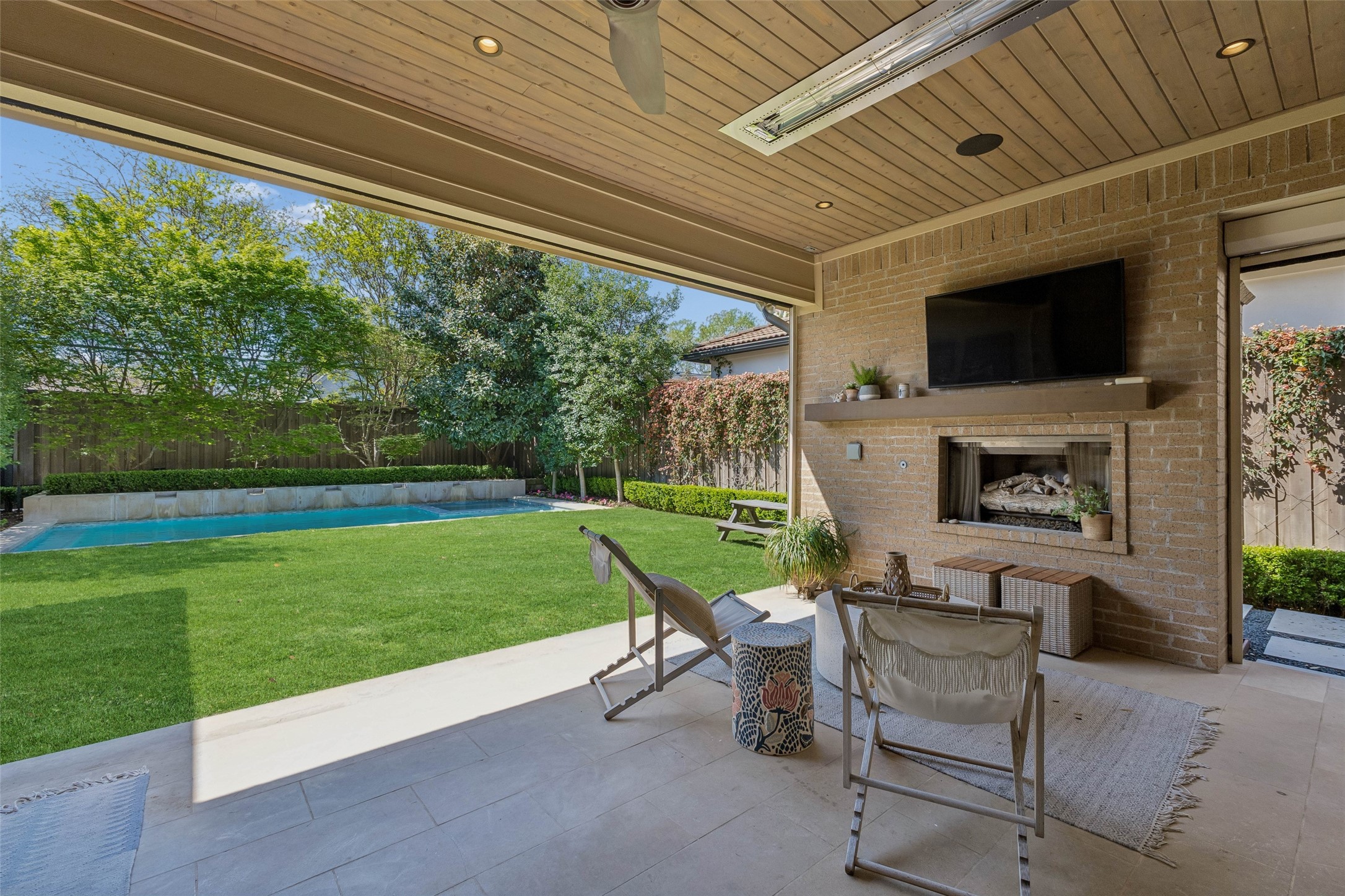 6714 Ellsworth Avenue