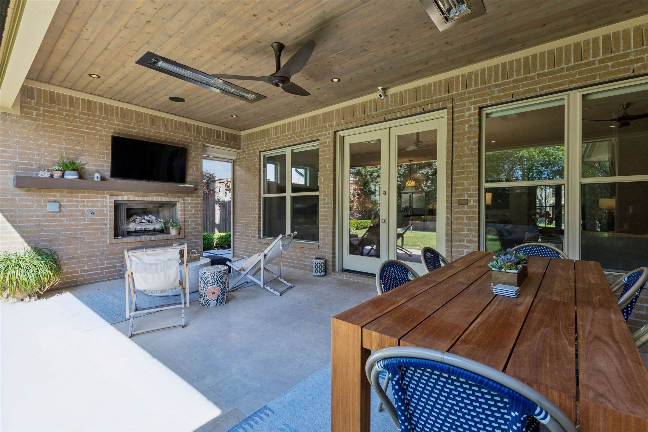 6714 Ellsworth Avenue