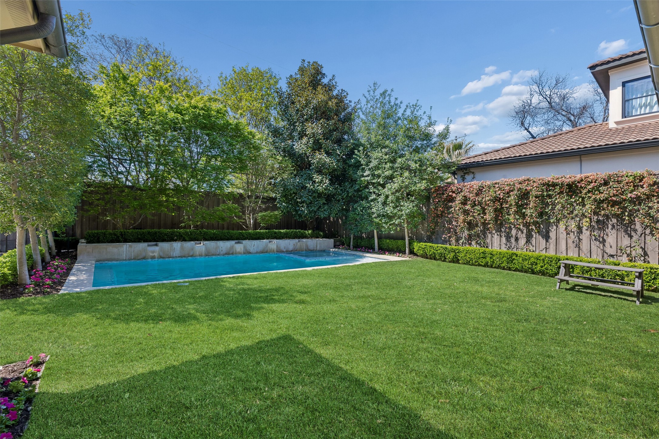 6714 Ellsworth Avenue