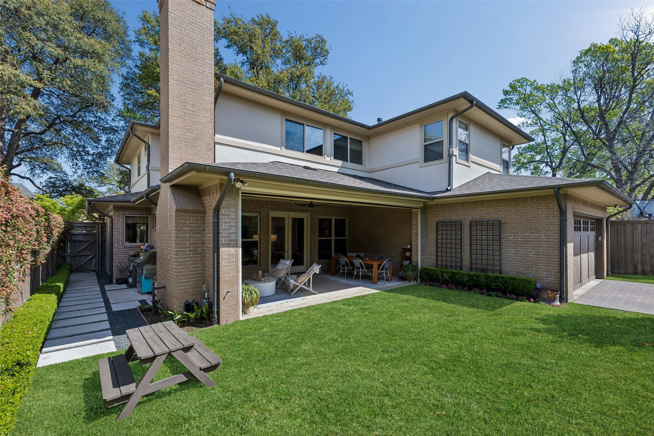 6714 Ellsworth Avenue