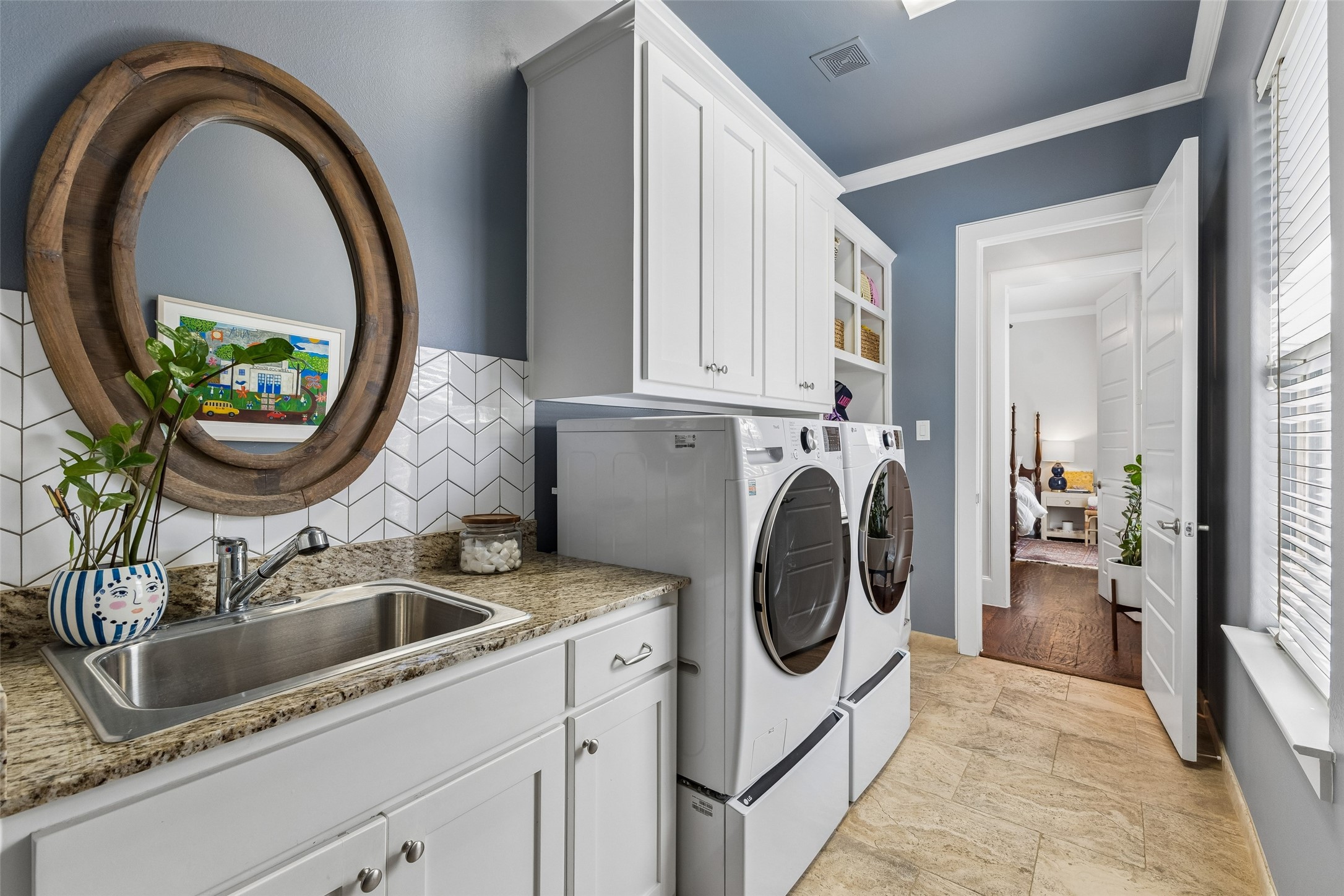 6714 Ellsworth Avenue