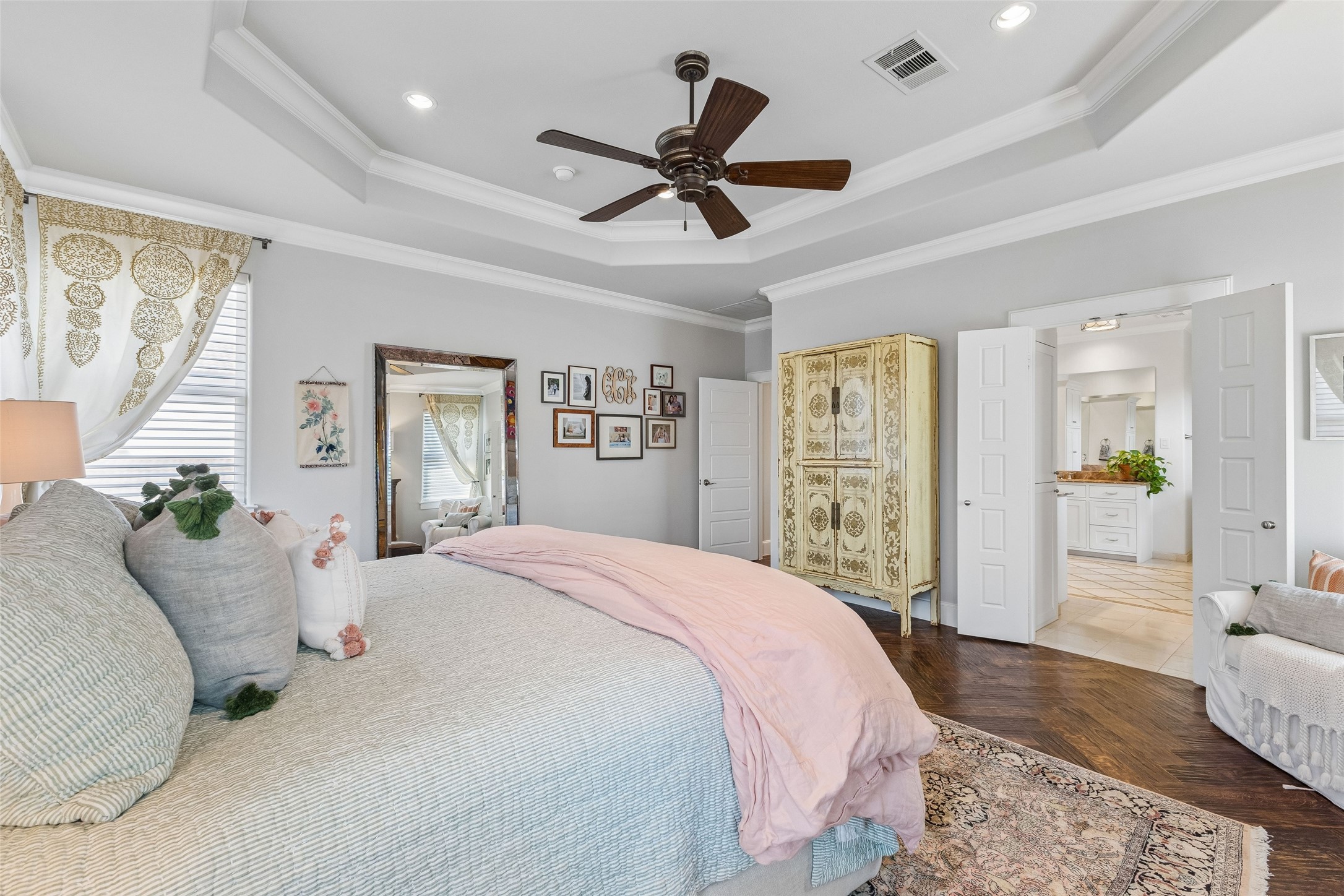 6714 Ellsworth Avenue