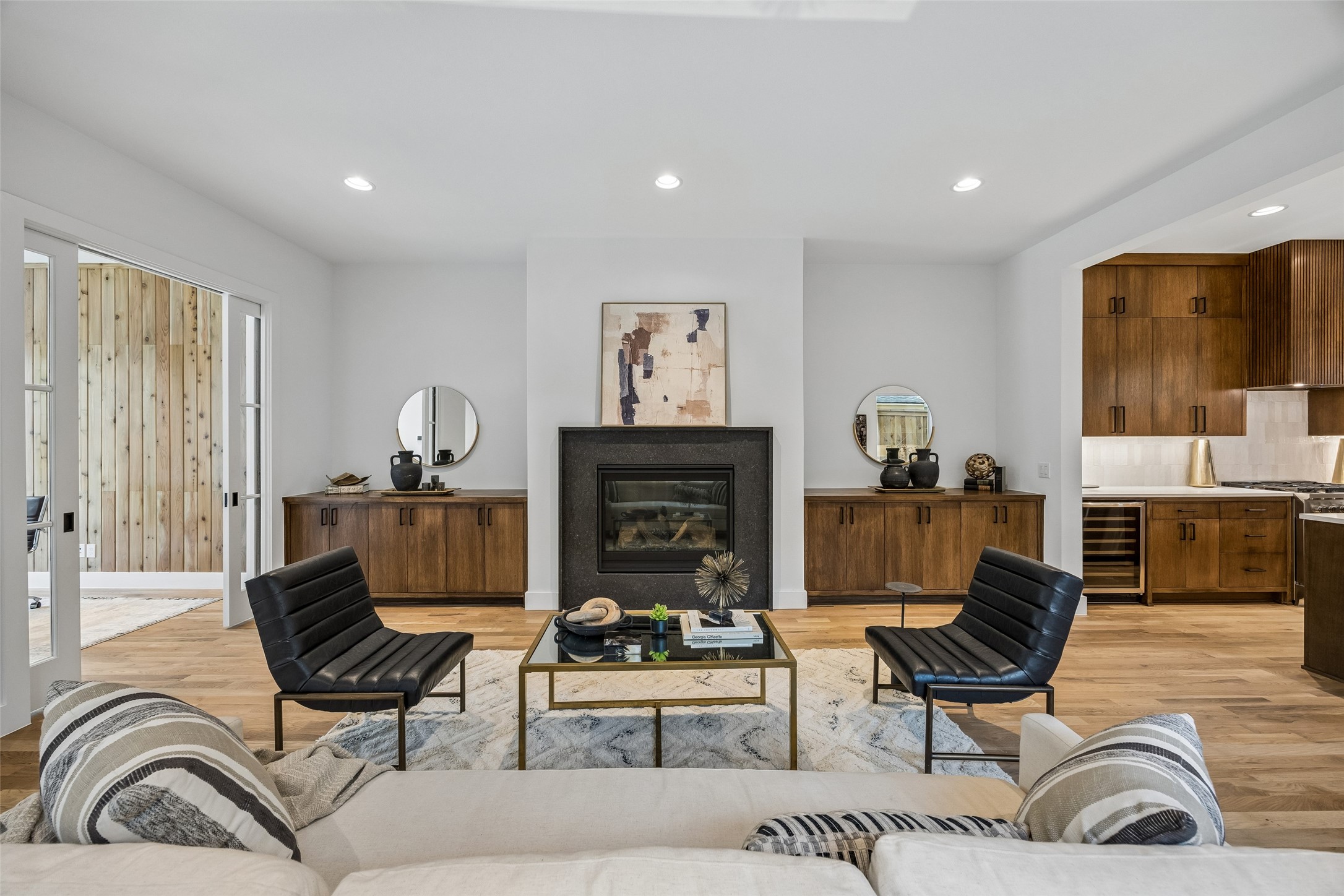 5526 Ellsworth Avenue